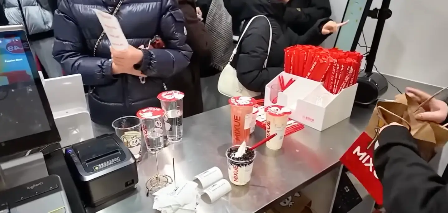 The eatery's speciality drinks include coffee, tea, and lemonade (Fox 5)