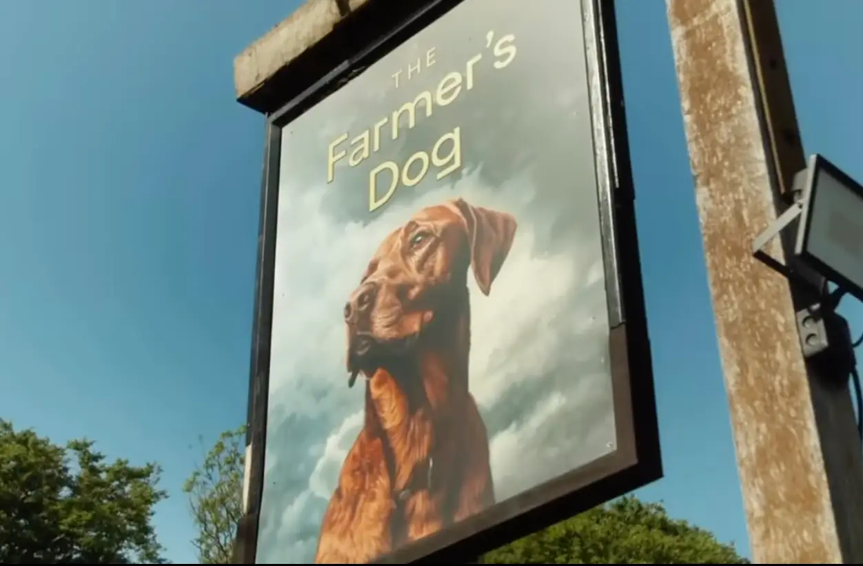 The Farmer's Dog pub has started selling wine (Instagram)