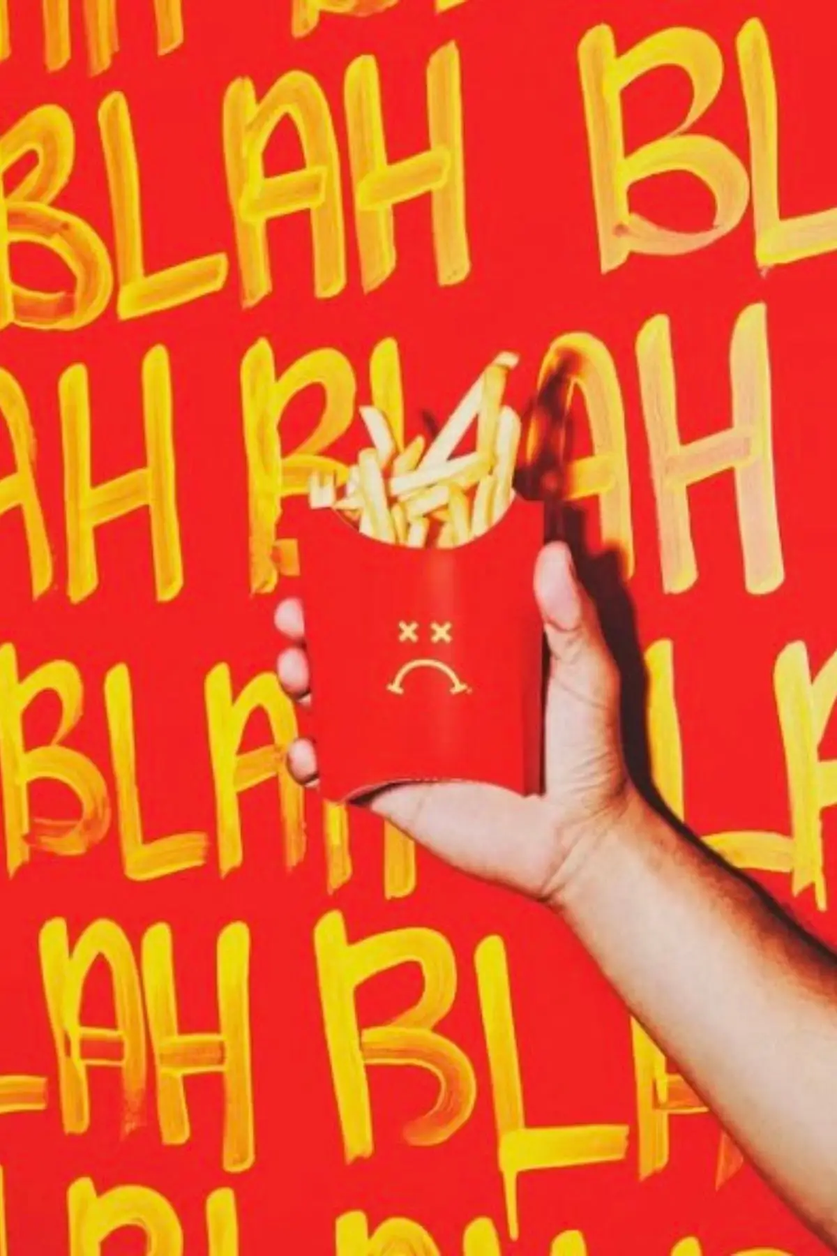 Items on the menu include fries, burgers, and ice cream (Instagram/@mrcharlies)