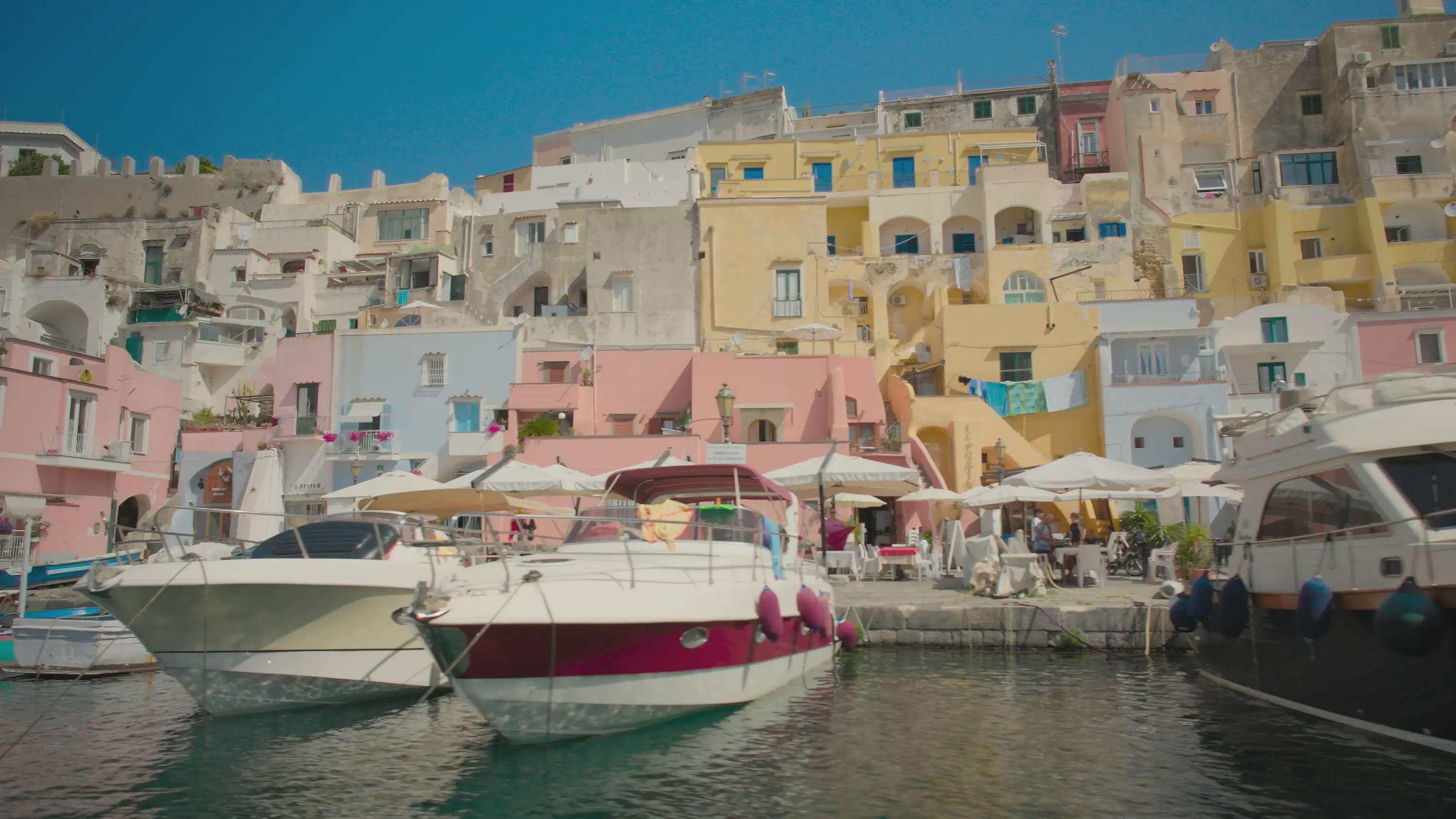 Marina di Coricella in Procida (National Geographic)
