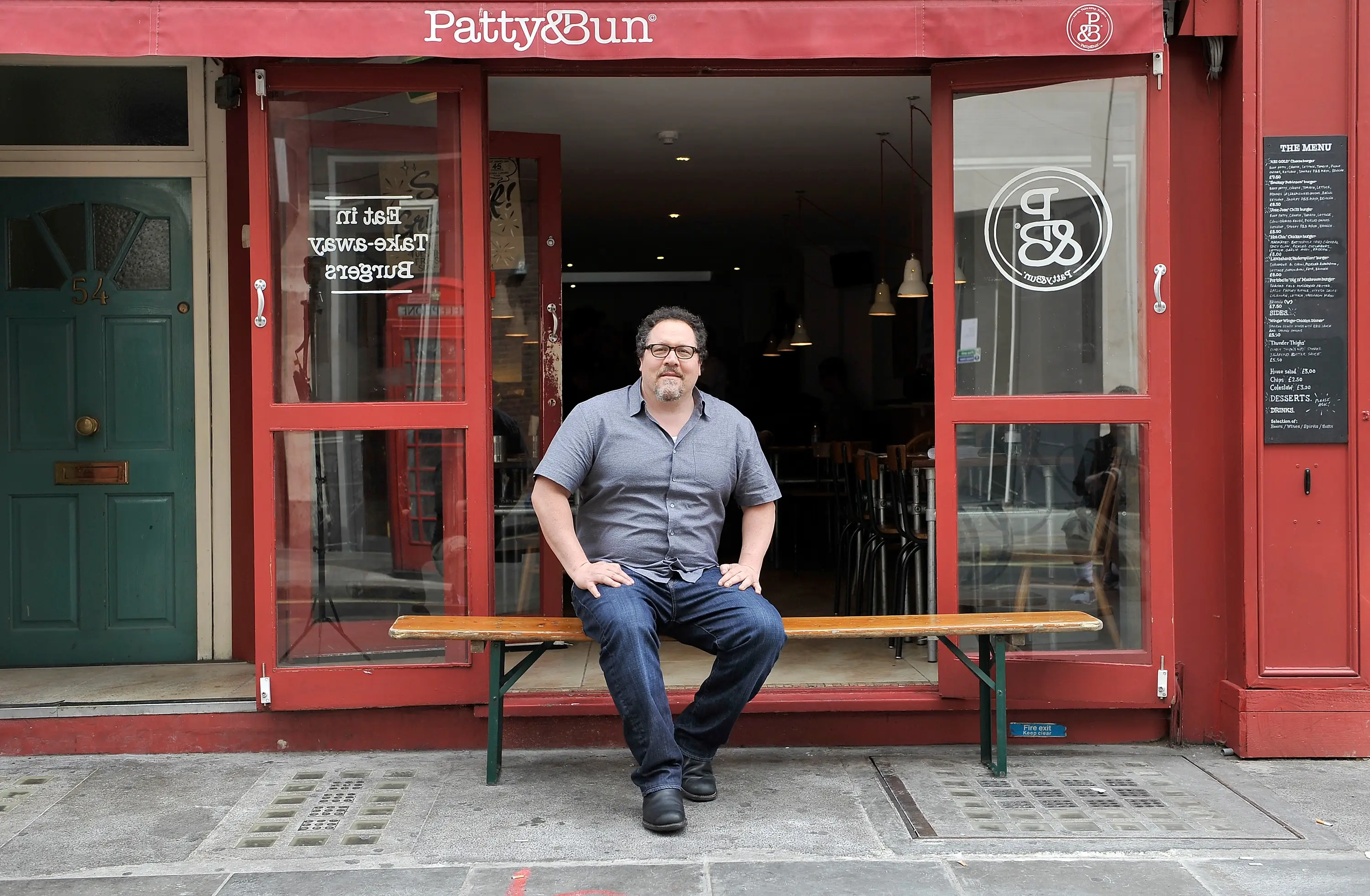 Jon Favreau outside of Patty&Bun (Gareth Cattermole/Getty Images)