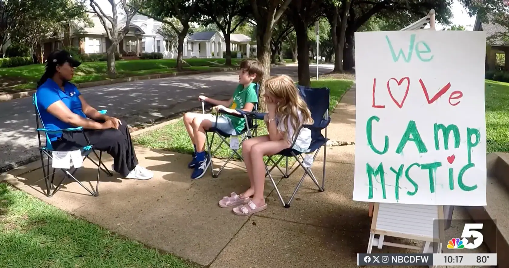 The Camp twins raised over $5000 with their lemonade and 'Tweety cookies' (NBC) 