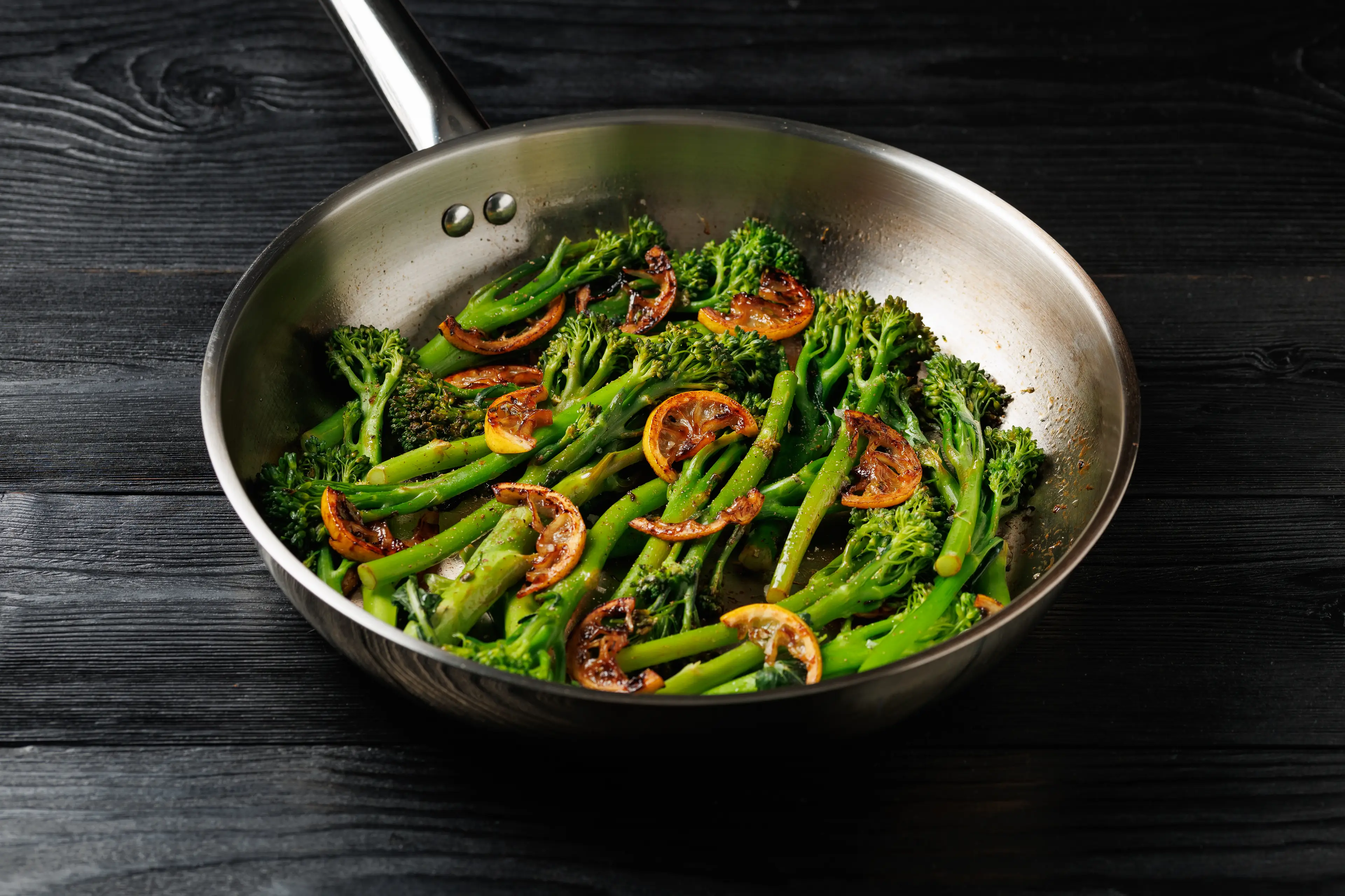 Frying broccoli can make it tasty as opposed to bitter and horrid (DronG/Getty)