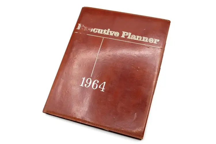 The businessman's personal planner sold at auction for an eye-watering $30,000 (The Menish Group)