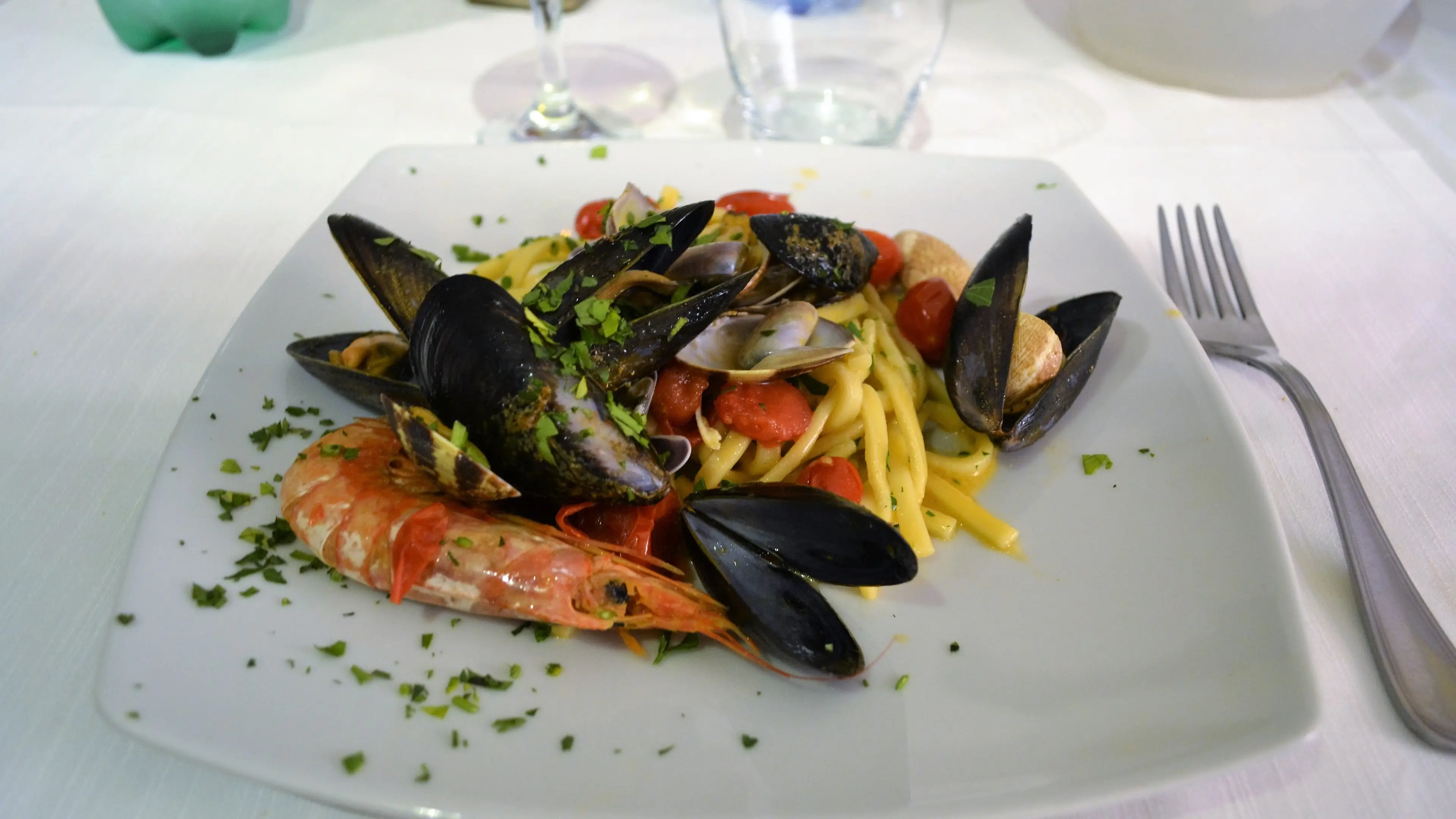 Popular European holiday spot bans shellfish following outbreak of serious illness