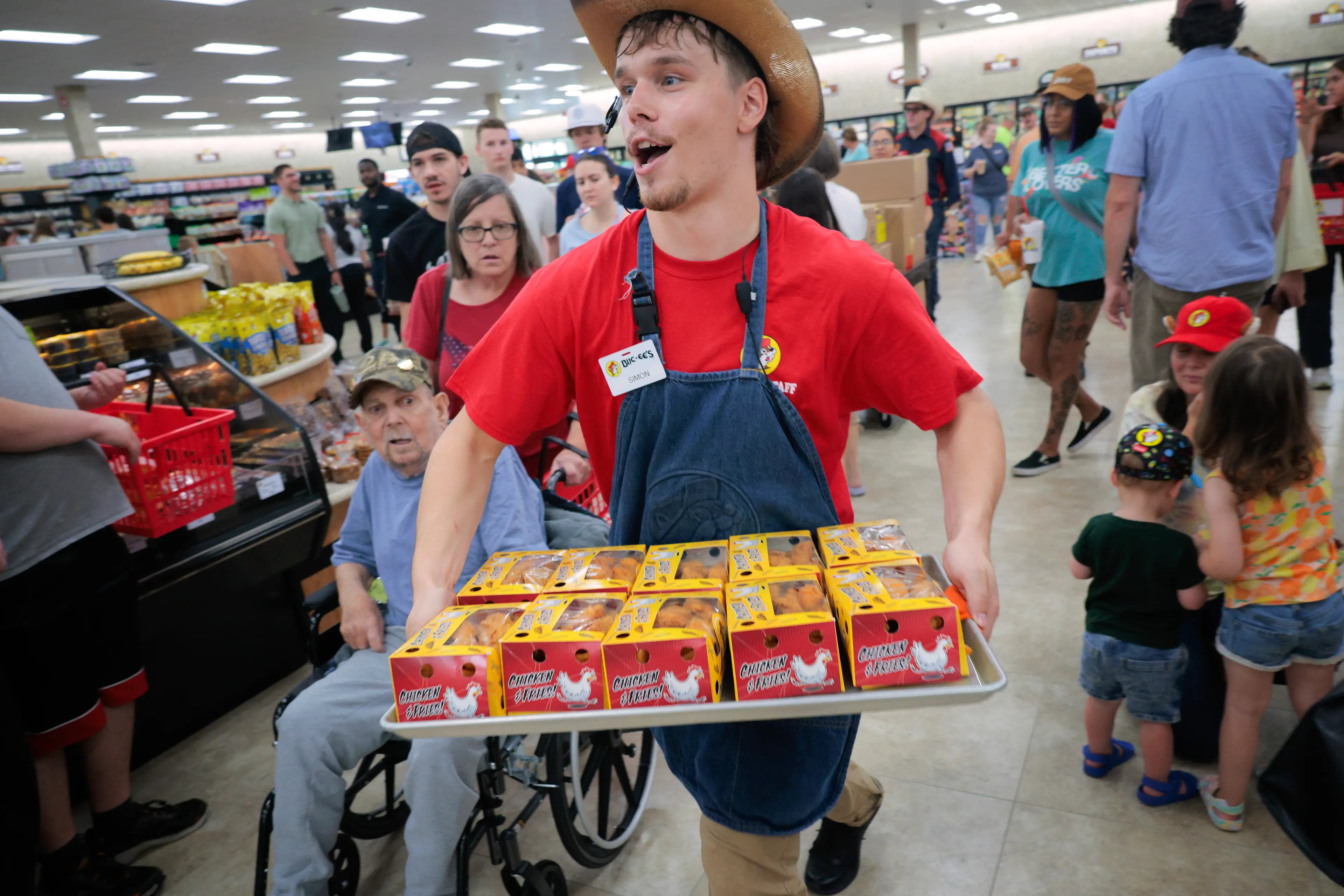 Social media users have debated Buc-ee's becoming more accessible (Chip Somodevilla/Getty Images)