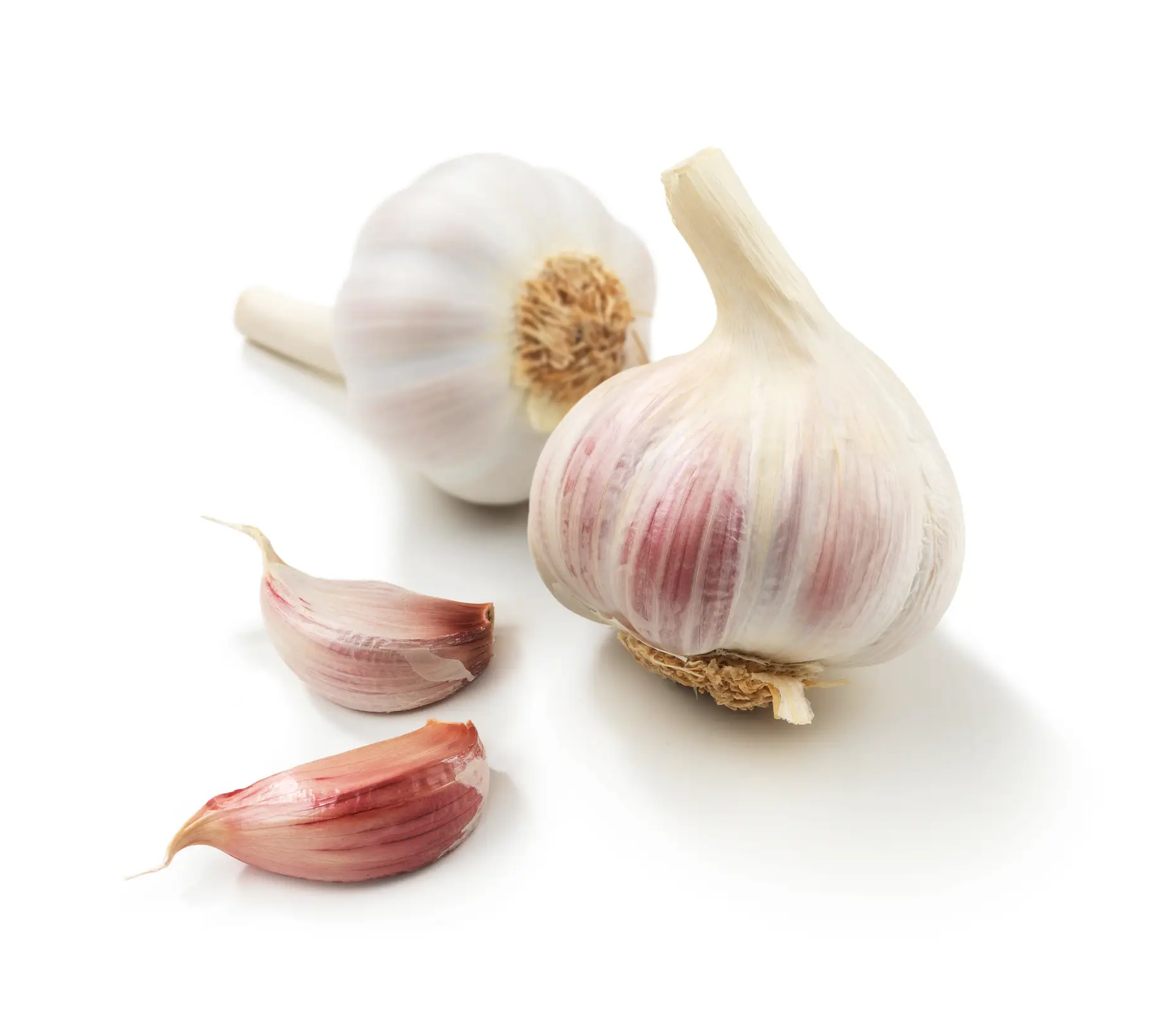 Hardneck garlic has a strong stem running through the centre of its bulbs (RedHelga/Getty Images)