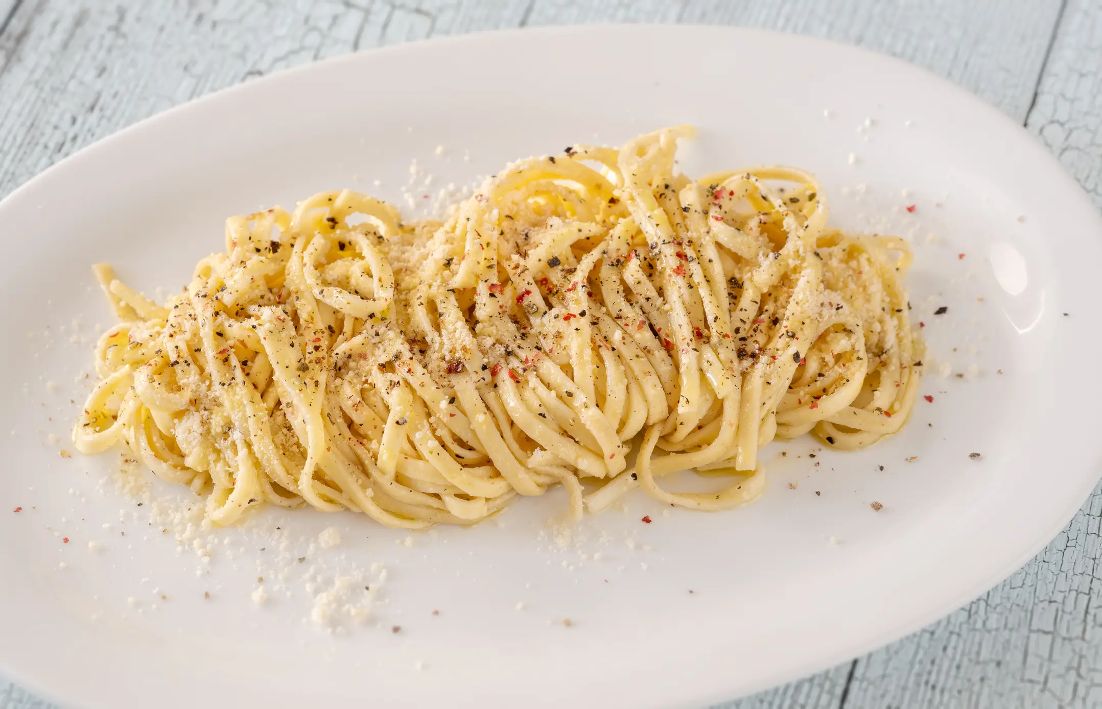 The traditional dish should only have three ingredients (AlexPro9500/Getty Images)