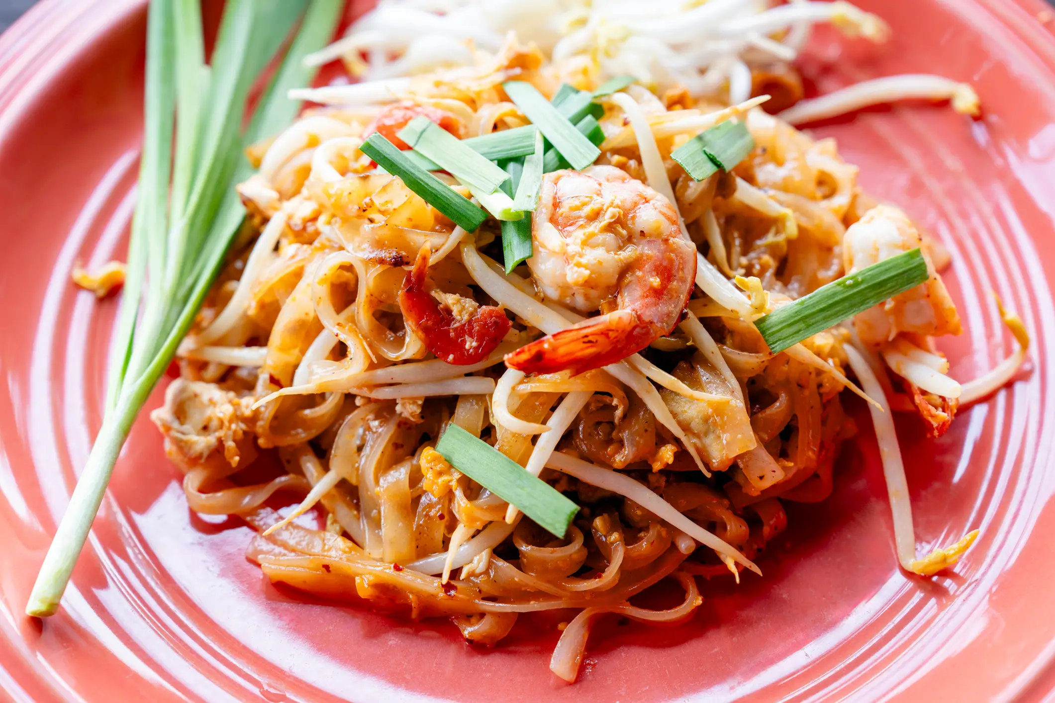 Pad Thai lovers can eat in peace, since the dangerous dish isn't common in the UK (Getty Images/Witthaya Prasongsin)