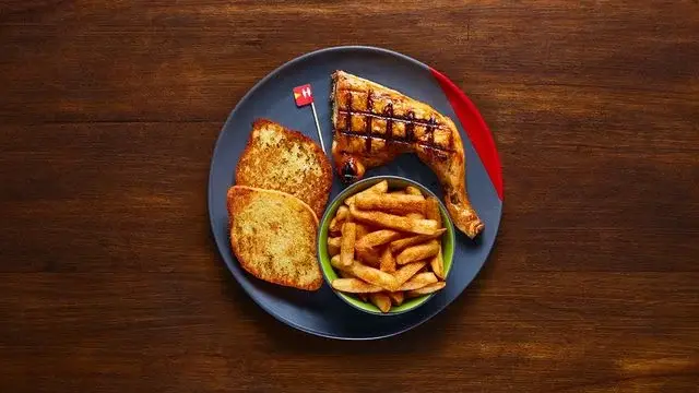 Students can grab a 1/4 chicken at Nando's (Nando's)