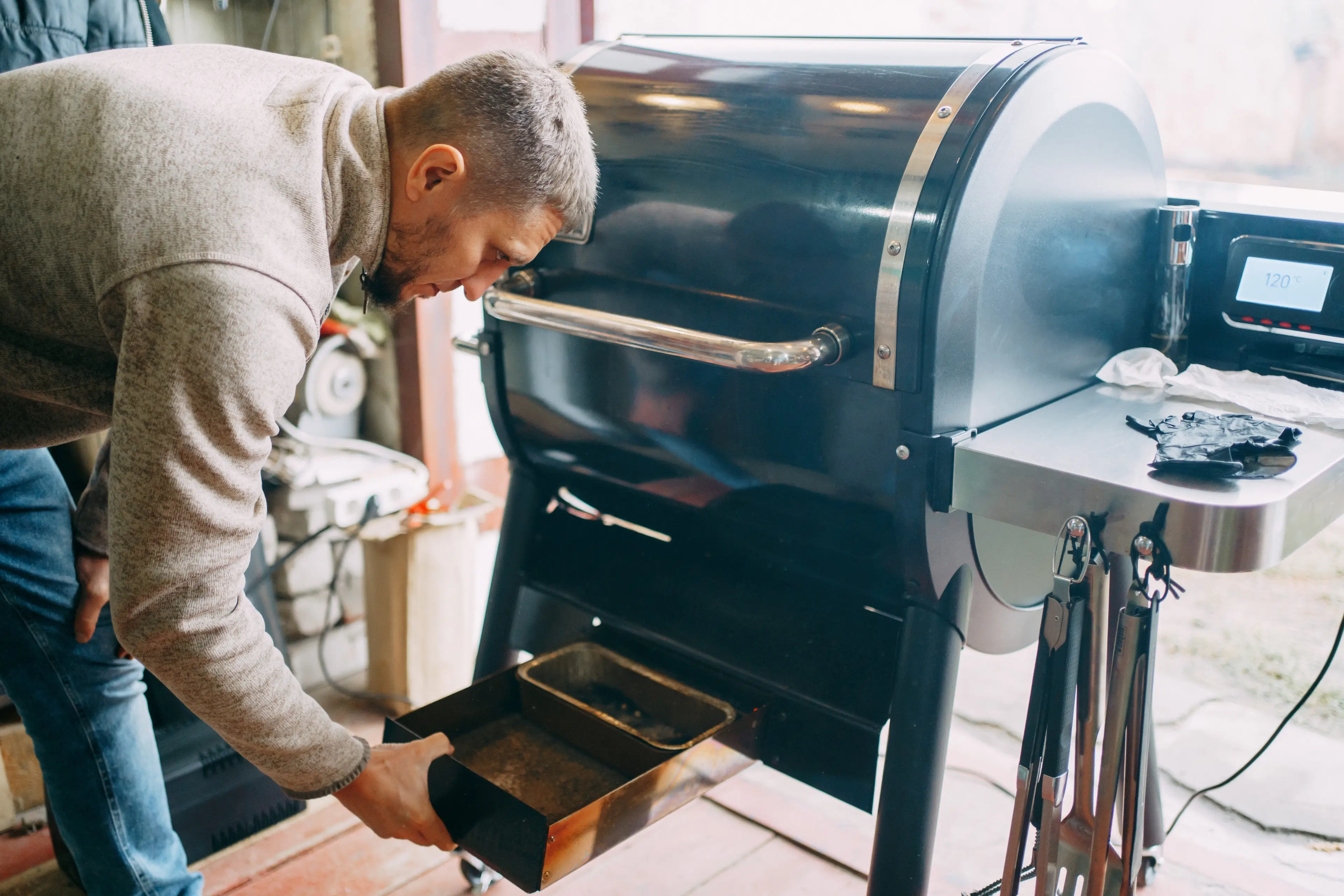 The FSA advised keeping your BBQ clean (Getty Stock Image)