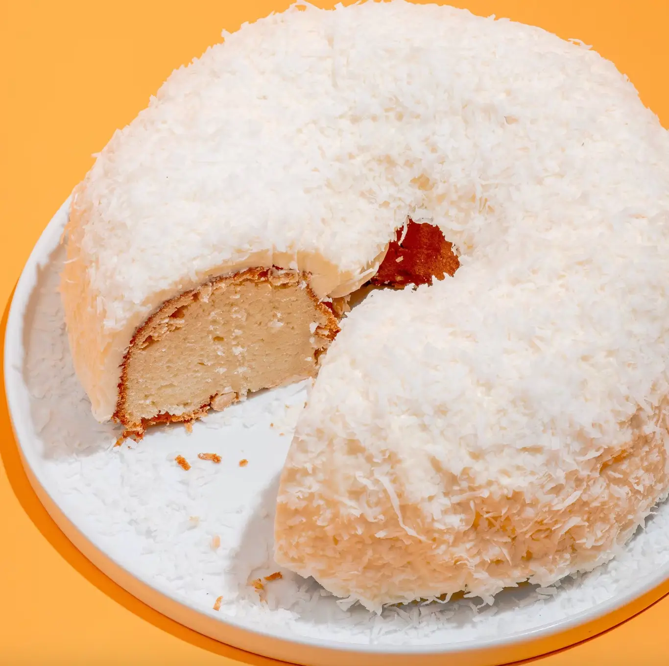 The 'Tom Cruise' White Chocolate Coconut Bundt cake has been recalled (Goldbelly)