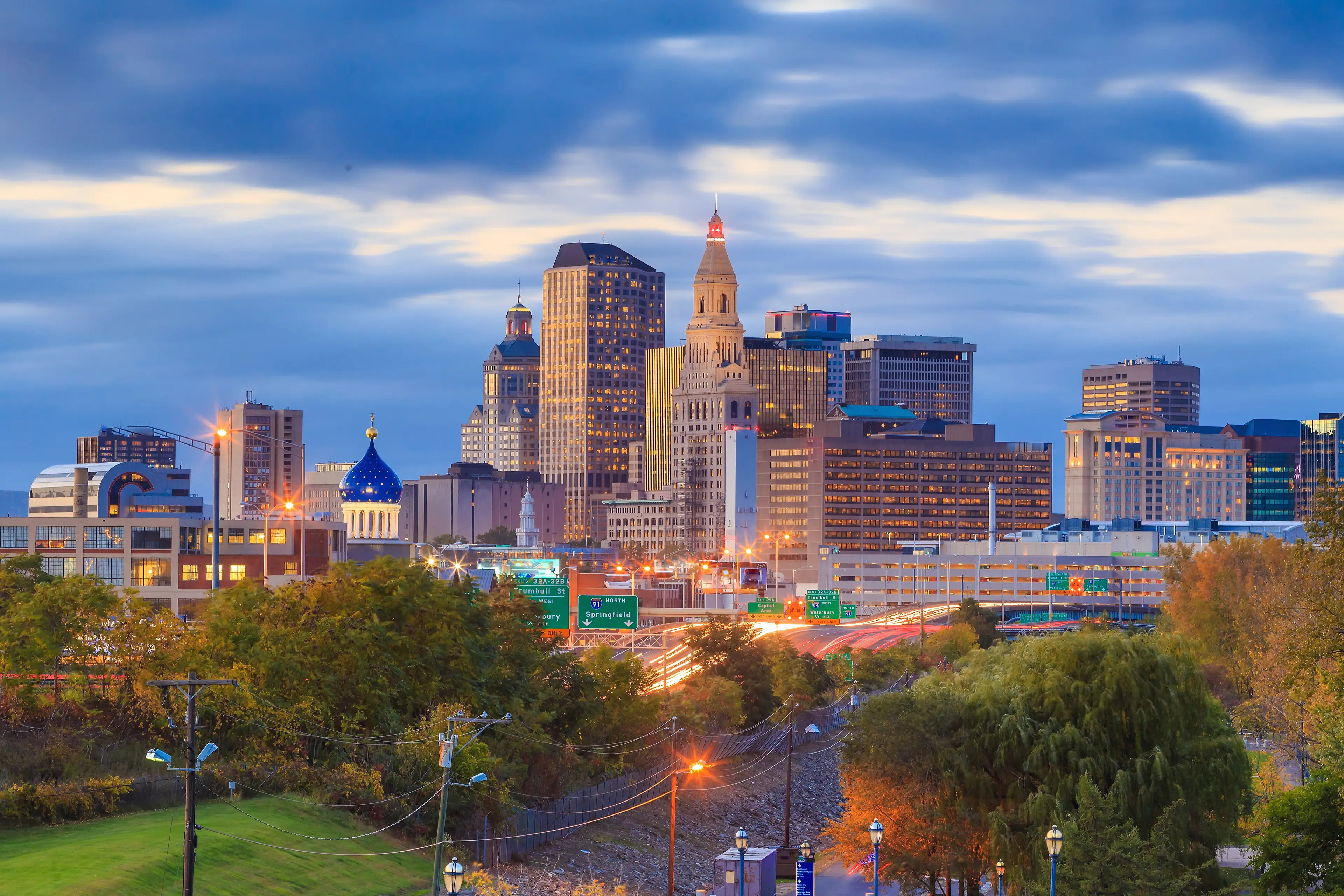 Hartford, Connecticut saw an 85% reduction in available supermarkets across a 20-year period (f11photo/Getty Images)