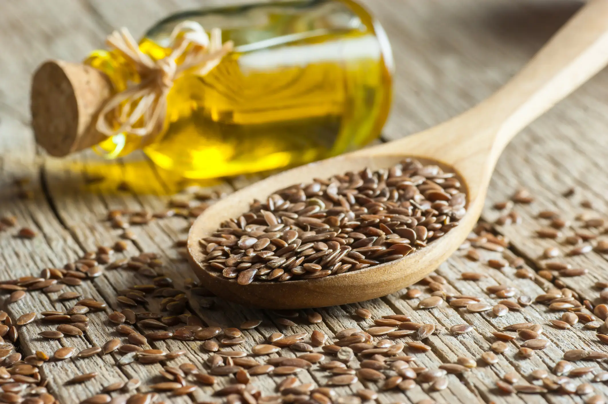 There are several different types of seed oils available in supermarkets (mescioglu/Getty Images)