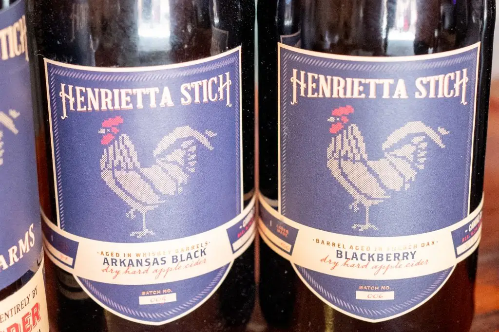 Americans usually call alcoholic cider 'hard cider', to make it clear it's not 'apple cider'. (Getty Images/ Smith Collection/Gado / Contributor)
