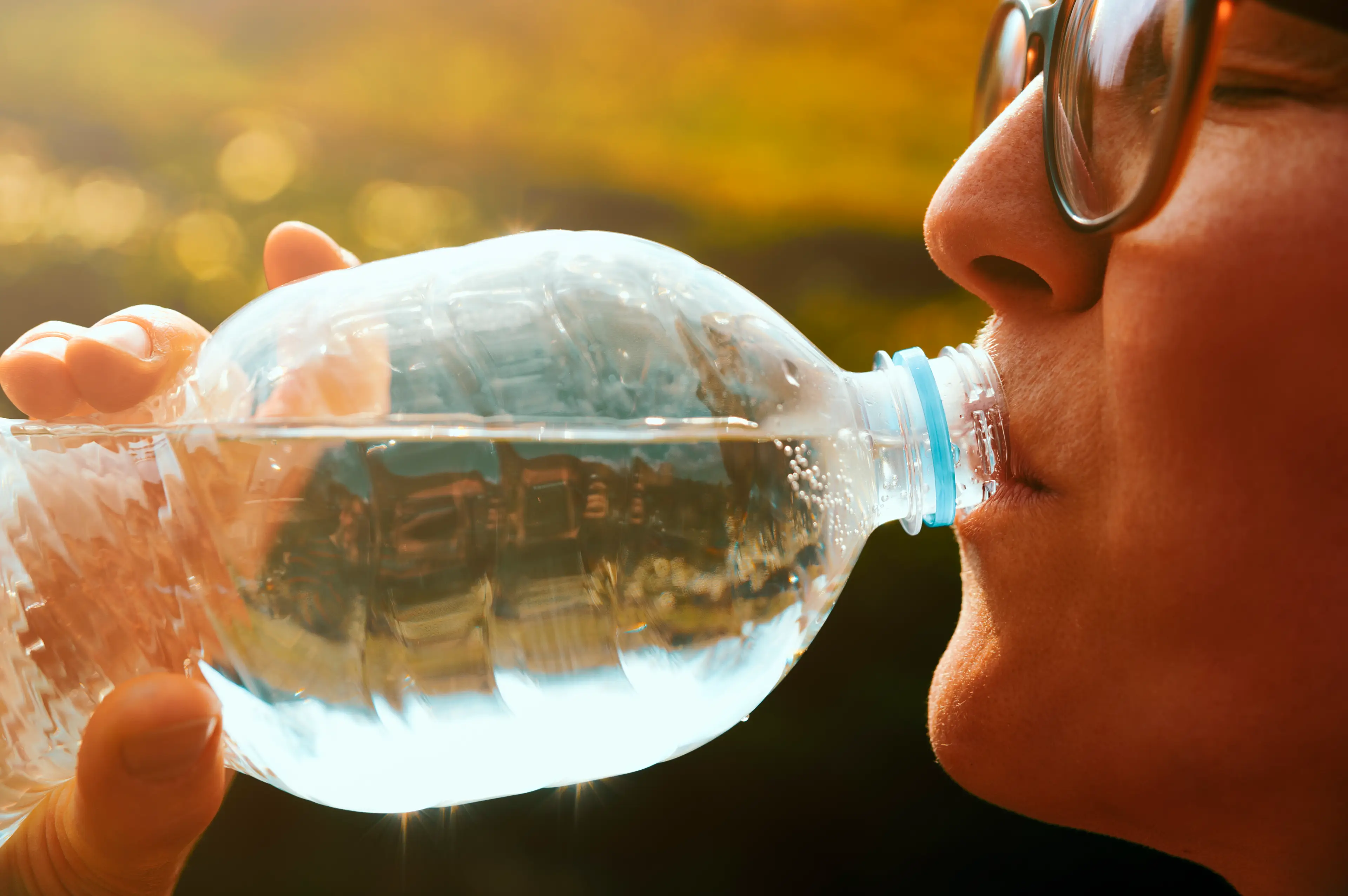 Even brand new plastic bottles can pollute water with microplastics (Oliver Helbig/Getty Images)