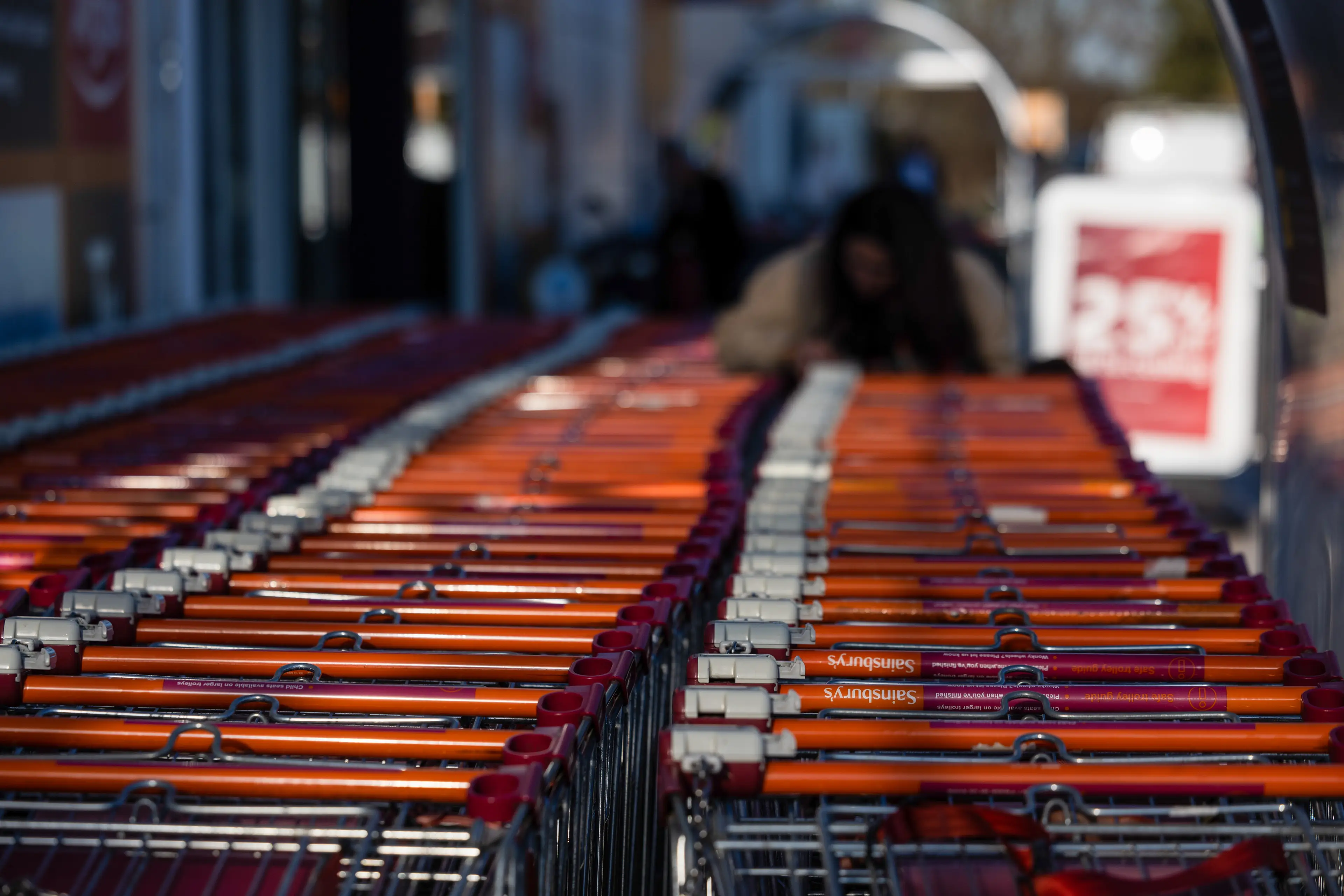 Over 3,000 members of staff lost their jobs when the chain closed its in-store cafes (Bloomberg / Contributor/Getty Images)