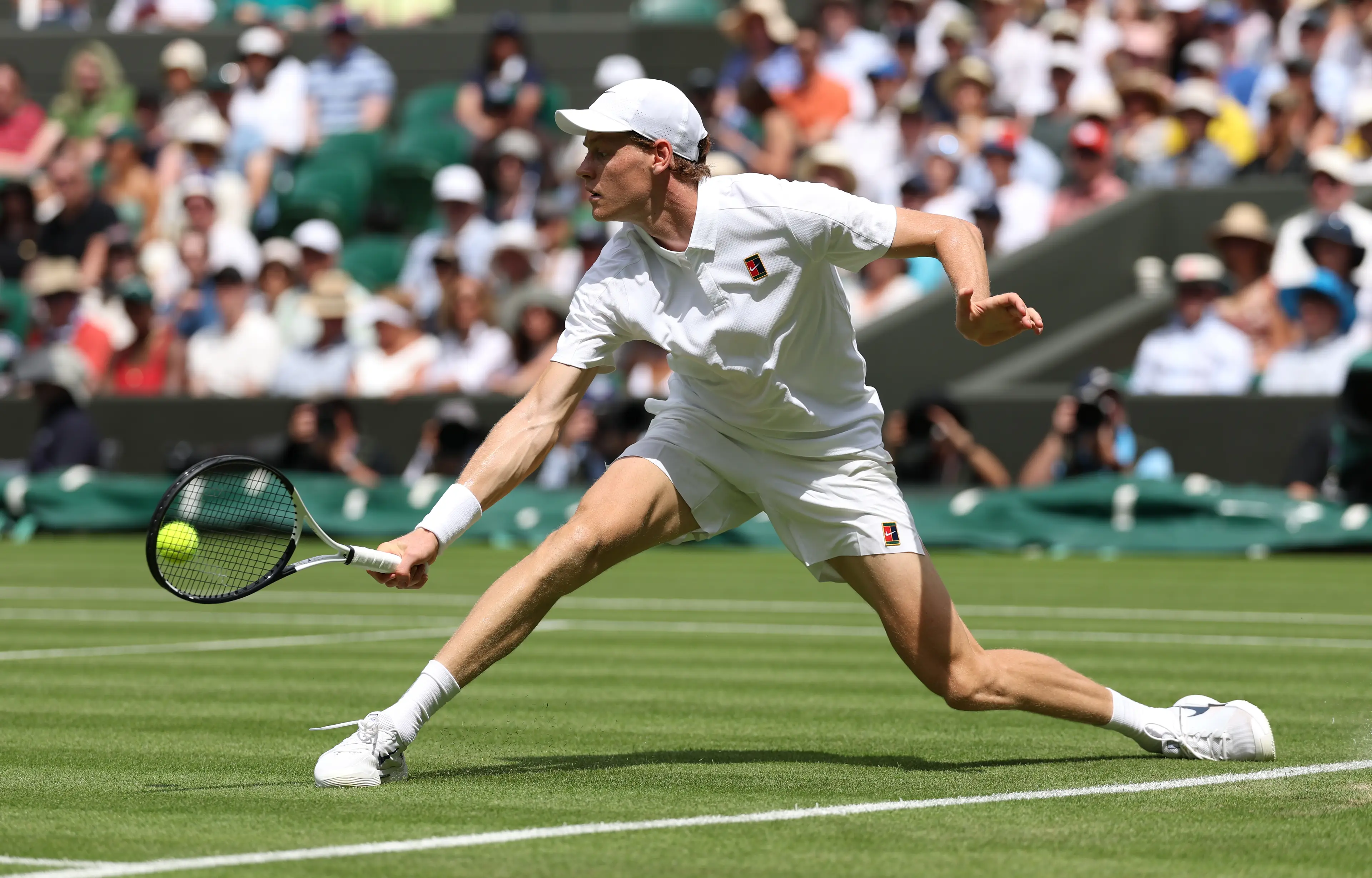 The tennis being served up is of the highest calibre, at least (Clive Brunskill / Staff/Getty Images)
