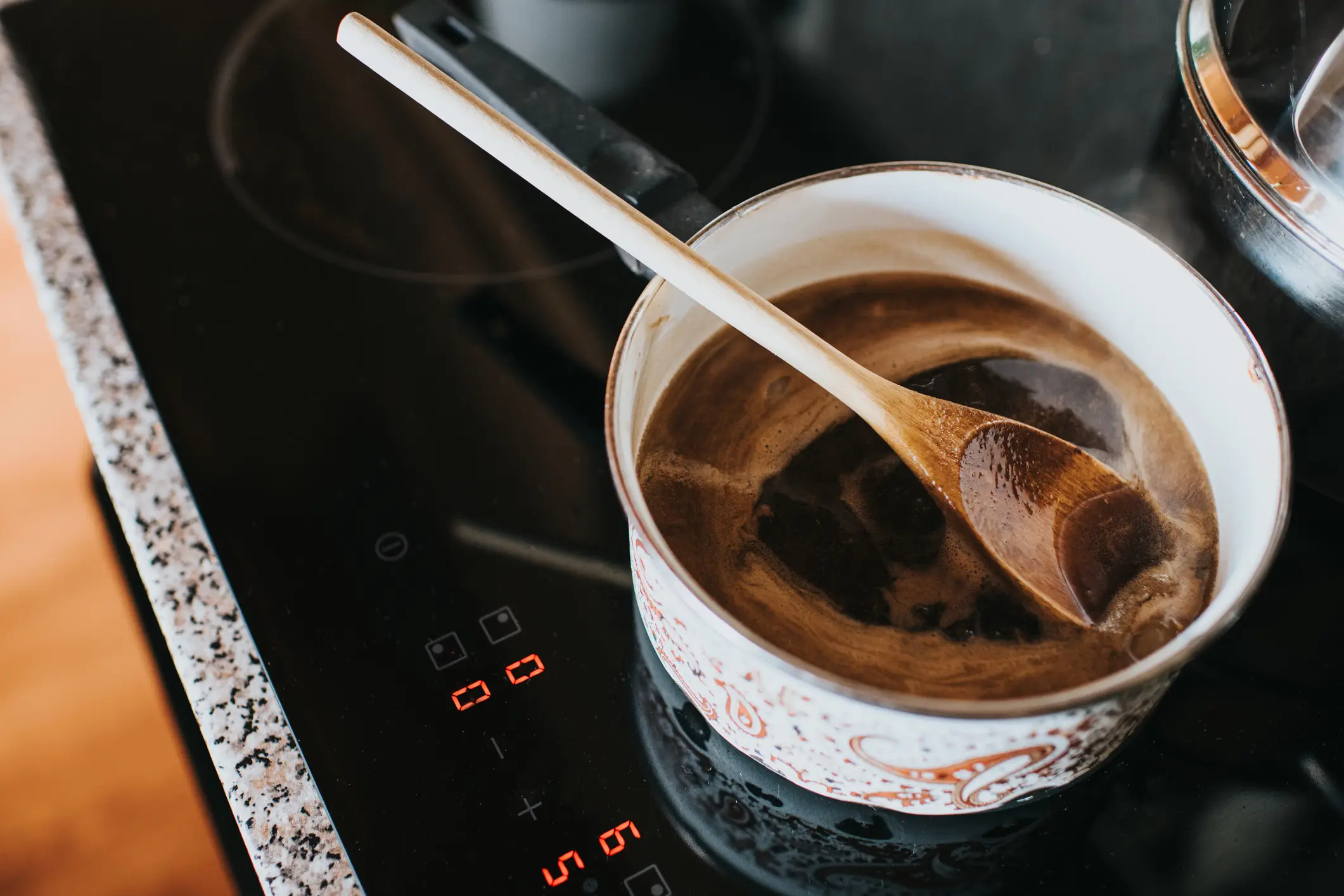 Wooden spoons have been a hygiene concern for a long time (Catherine Falls Commercial via Getty Images)