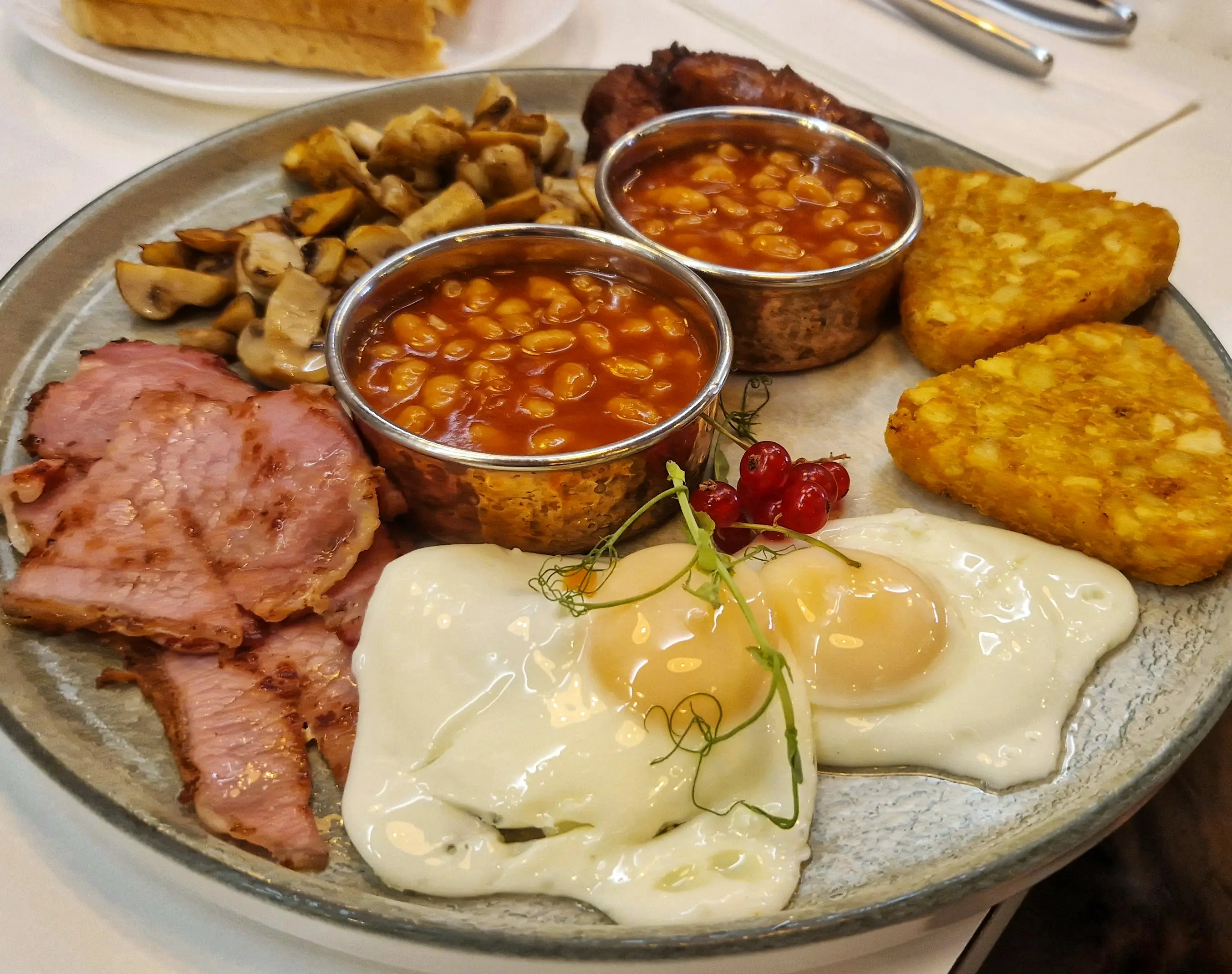 How could anyone look at those hash browns and say, 'No thanks'? (Andrea Kennard Photography/Getty Images)