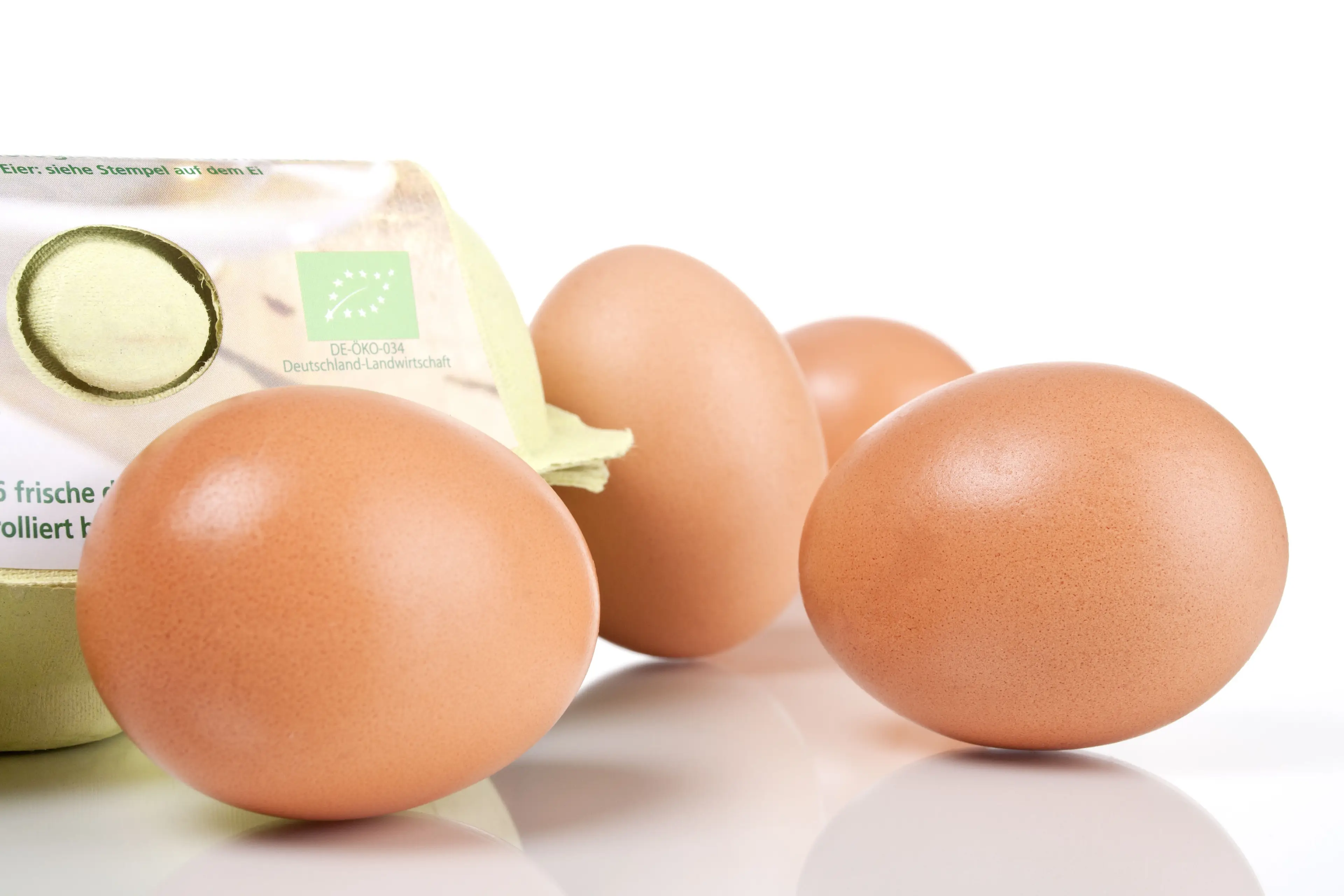Research suggests that organic eggs may be more nutritious (Ralph Kerpa/McPhoto/ullstein bild via Getty Images)