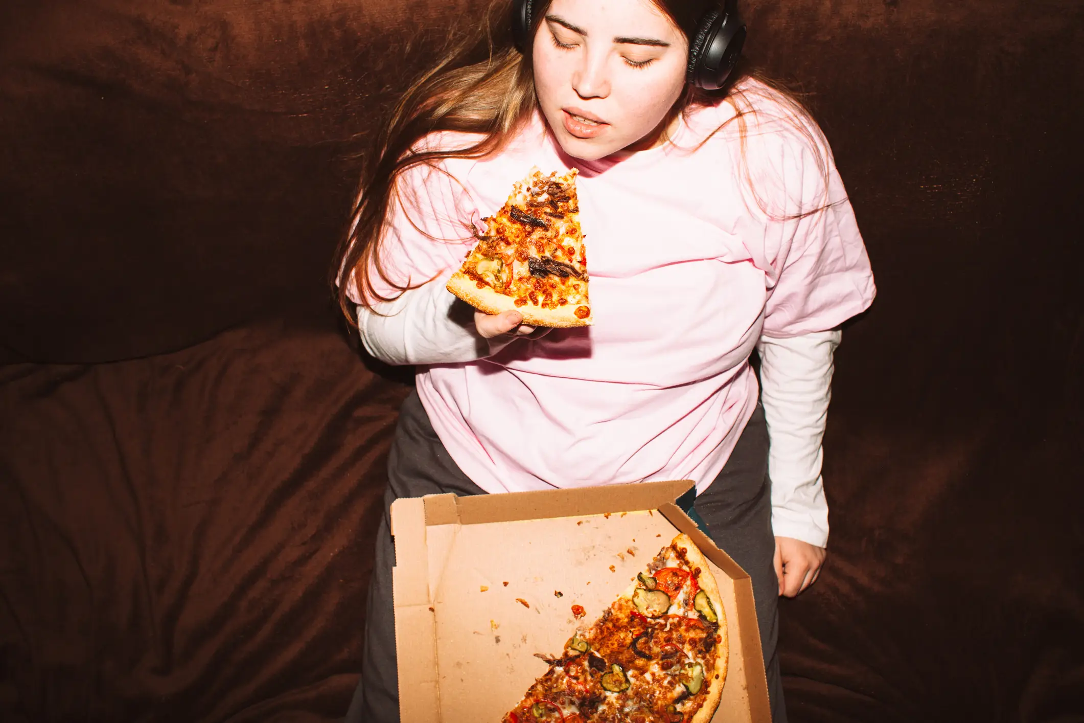 Listening to music may encourage people to eat (Getty Stock)
