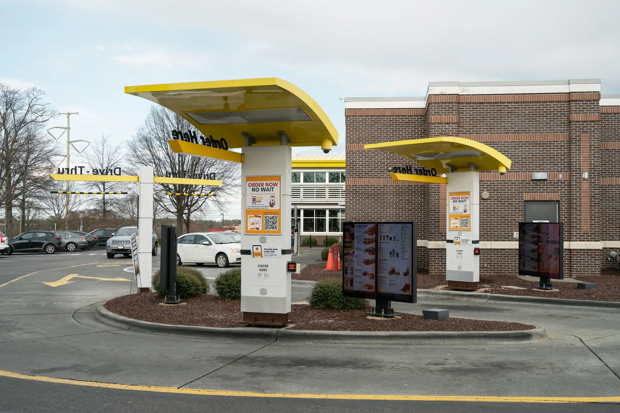 To maximise sales, drive-thrus are essential to franchisees (StevenStarr73/Getty Images)