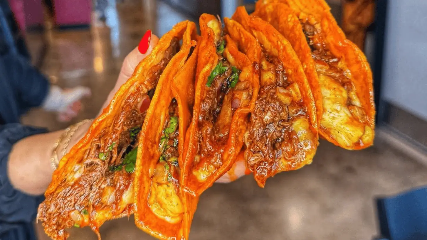 Instagram/@mikesredtacos