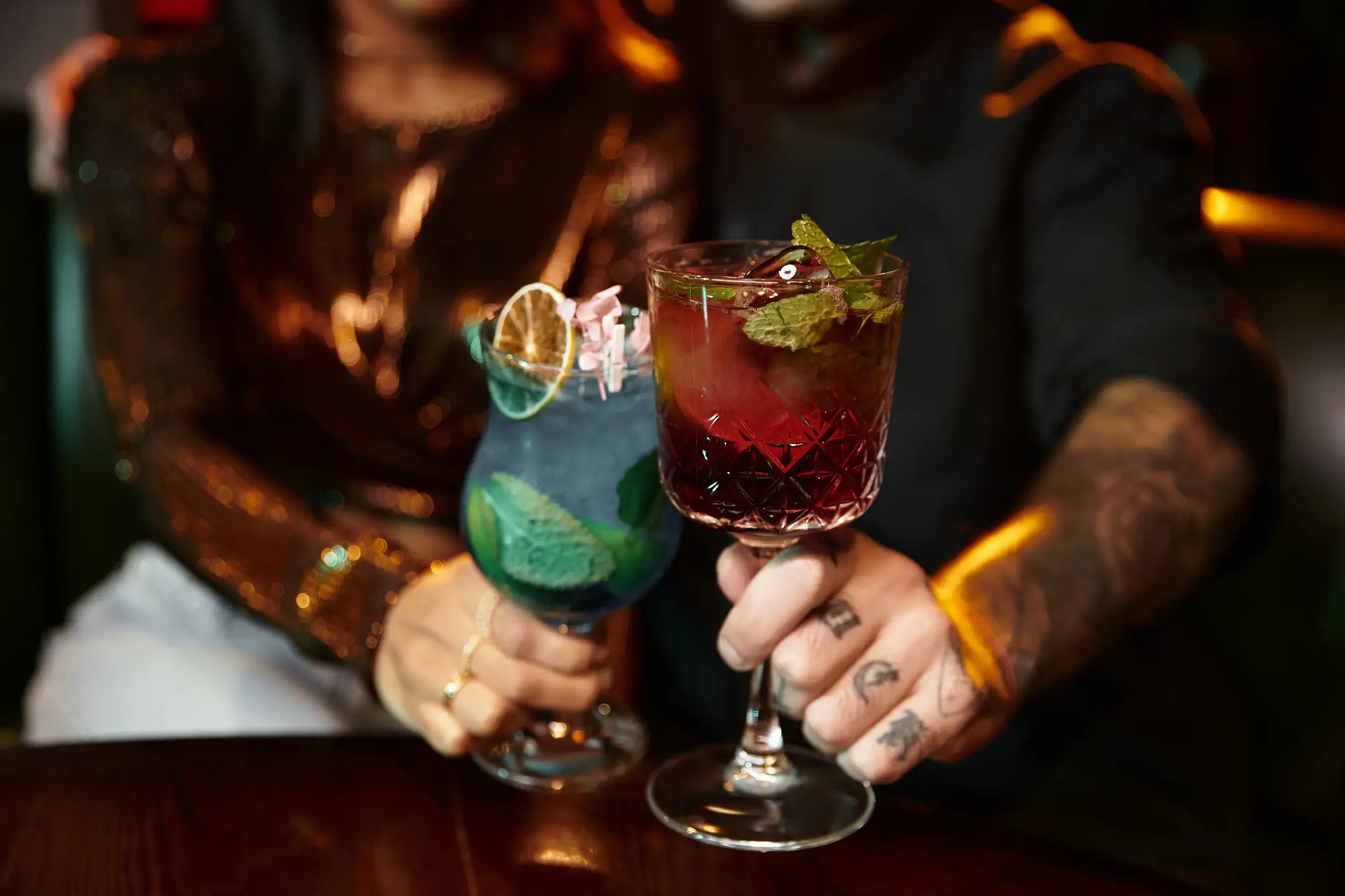 Knowing what to order on a date can be difficult (Getty Stock)