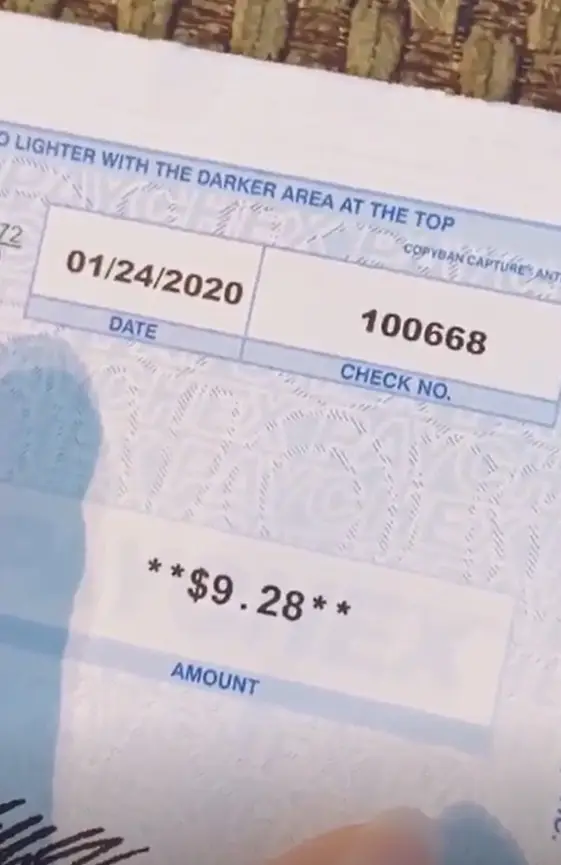 After taxes, social security and Medicare, Aaliyah was left with just $9.28 on her paycheck. (TikTok/@f.aa.ded)