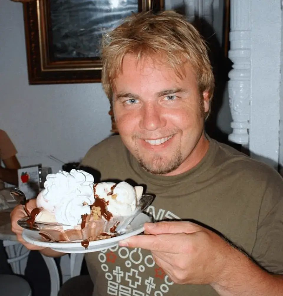 Gary Barlow said he started to put weight on after his solo career took a dip (Netflix)