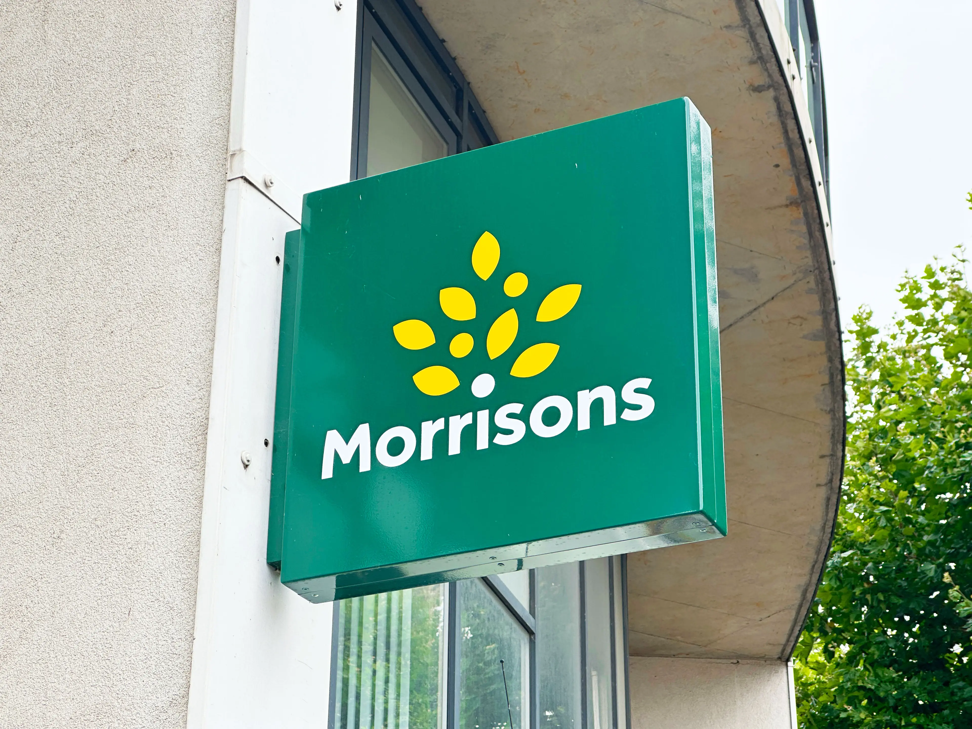 Some Morrisons are staying open later for Deliveroo users (Peter Dazeley/Getty Images)