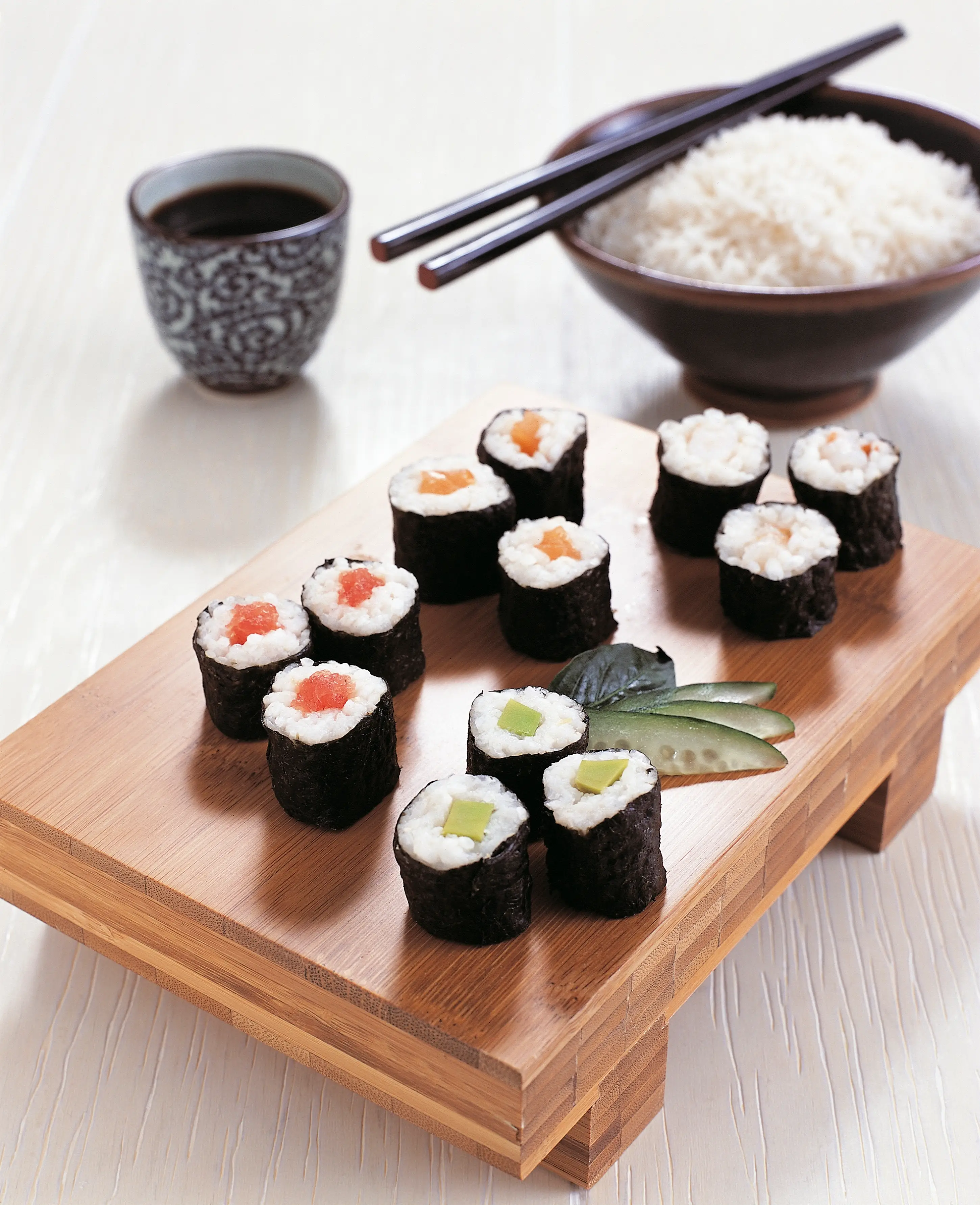 The culinary icon suggests using a 4:2:1 ratio to season the rice (DEA / PRIMA PRESS/De Agostini via Getty Images)