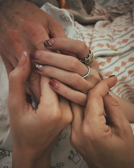 Huelva posted one last time to Instagram after the new year.