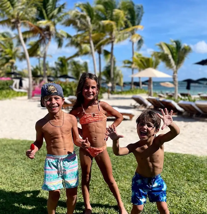 The doting mum recently posted a photo of her family’s Thanksgiving trip to Mexico.