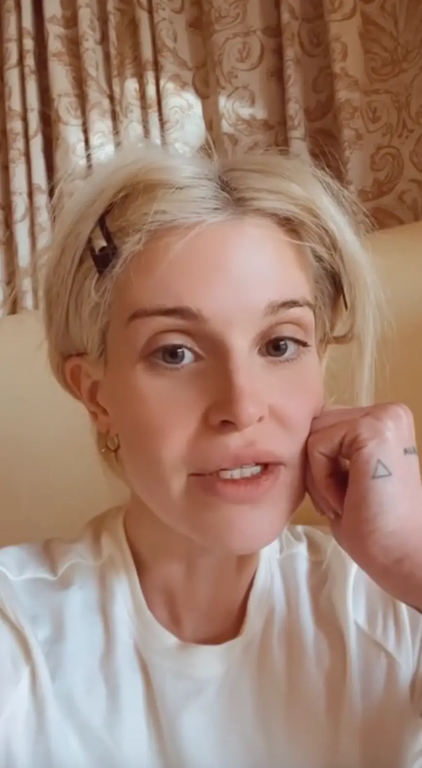 Osbourne hit out at celebs 'using people's pain and suffering as a photo op' (Instagram/@kellyosbourne)