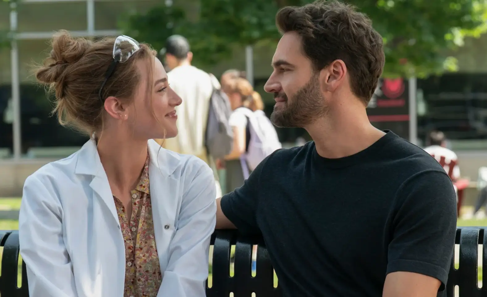 Fake dating takes away the pressure of falling in love (Prime Video)