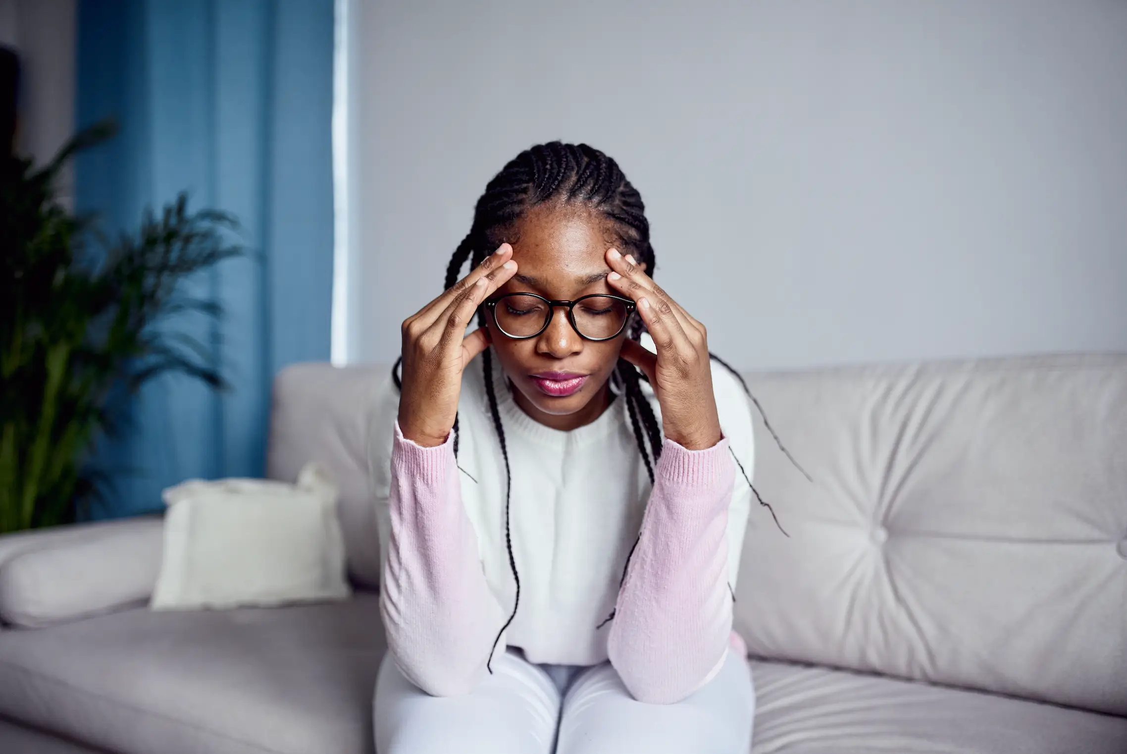 Headaches could point to serious issues if accompanied by other symptoms (Getty Stock Image)