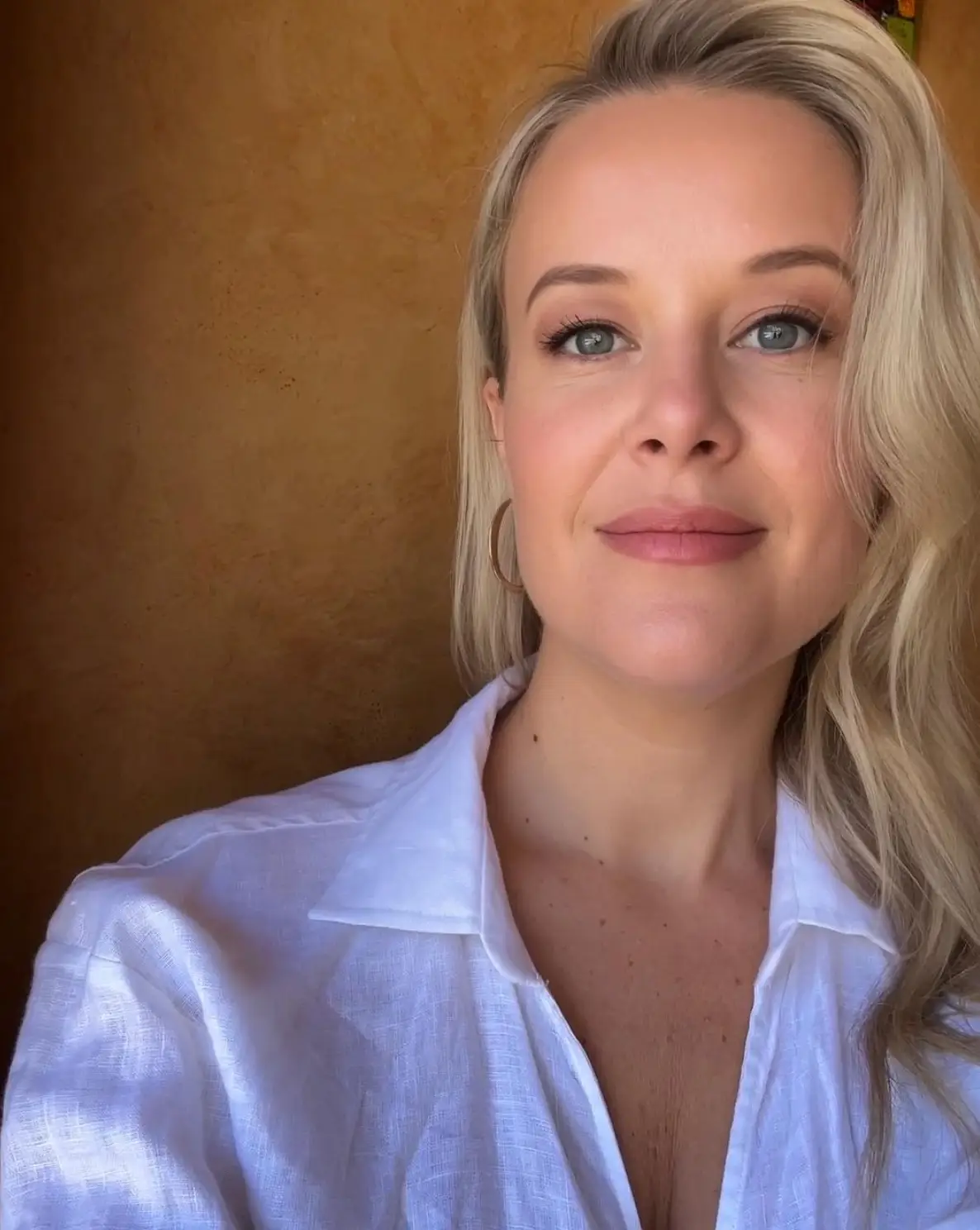 Jana explained the situation.