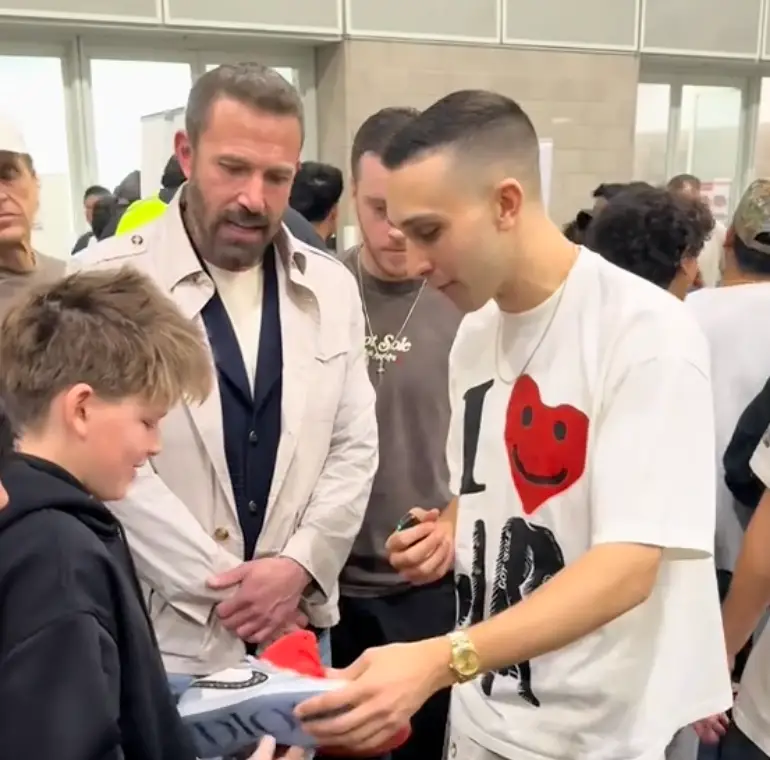 Ben Affleck was praised for his 'good dad move' responding to Samuel's request (TikTok/@gotsole)