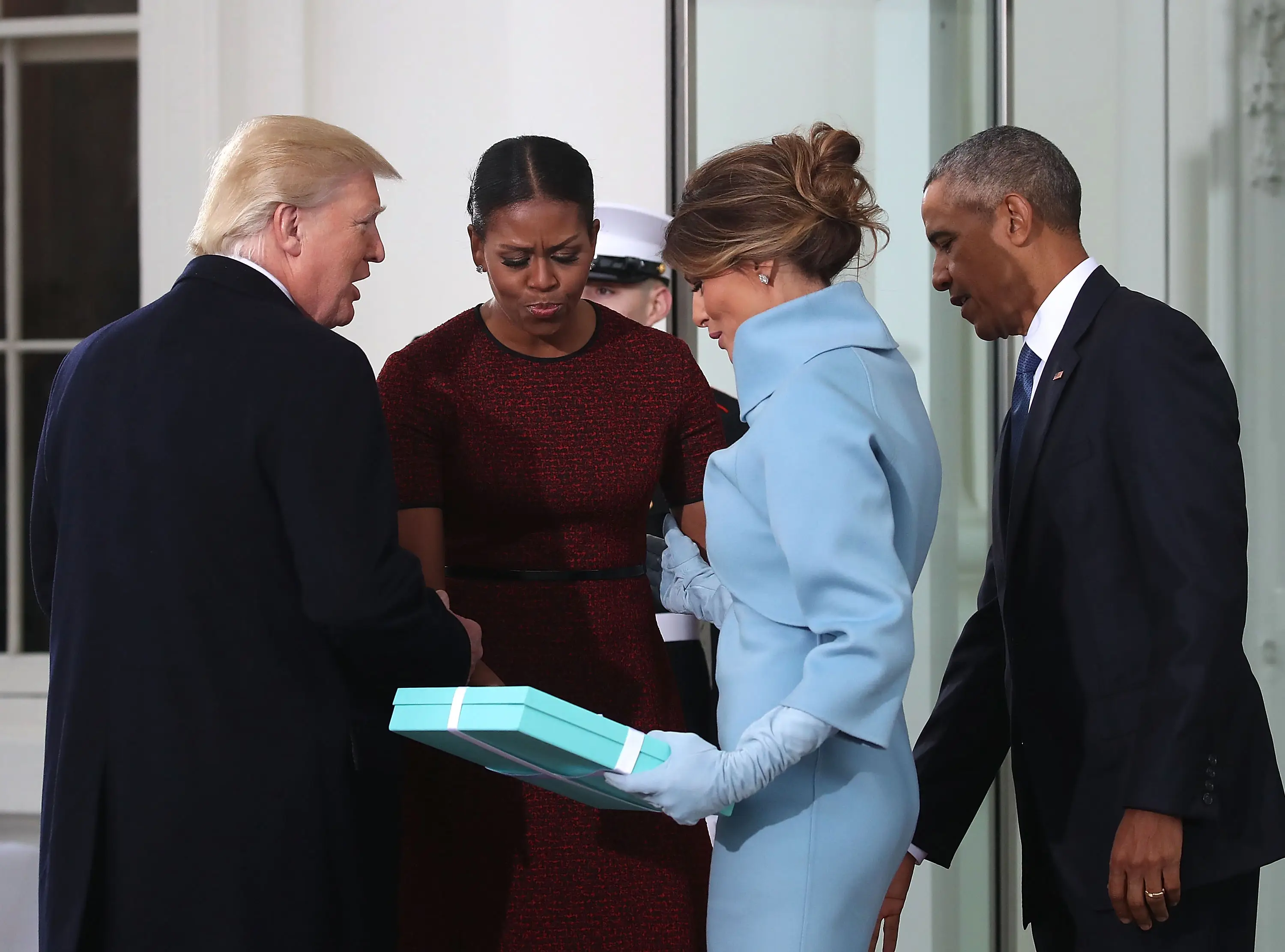 Melania gifted Michelle a mysterious blue box (Mark Wilson/Getty Images)