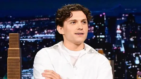 Tom Holland spoke about being ghosted on the Jimmy Kimmel show (ABC)