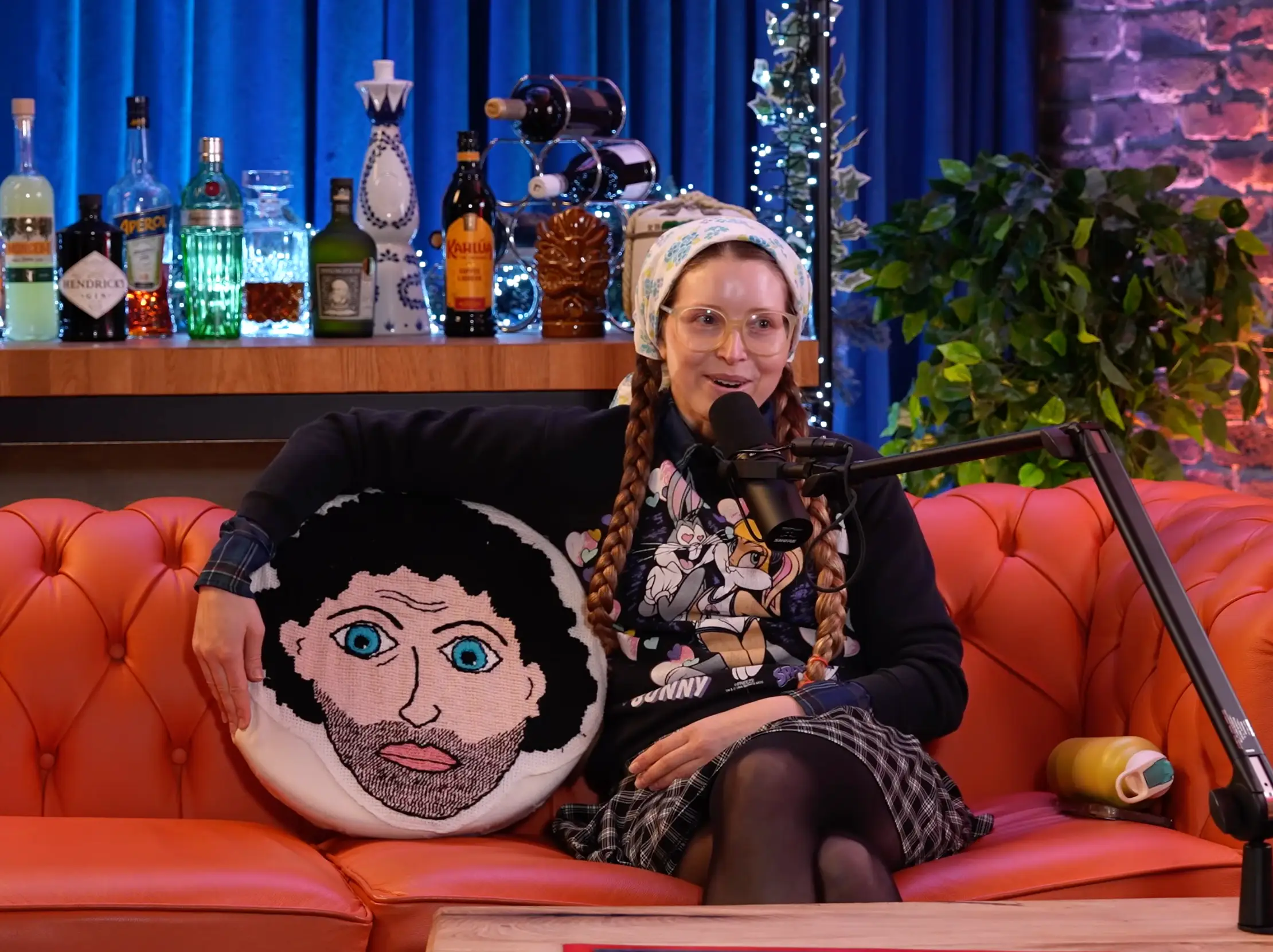 Cave went on to welcome a further three children with Brown (Have A Word)