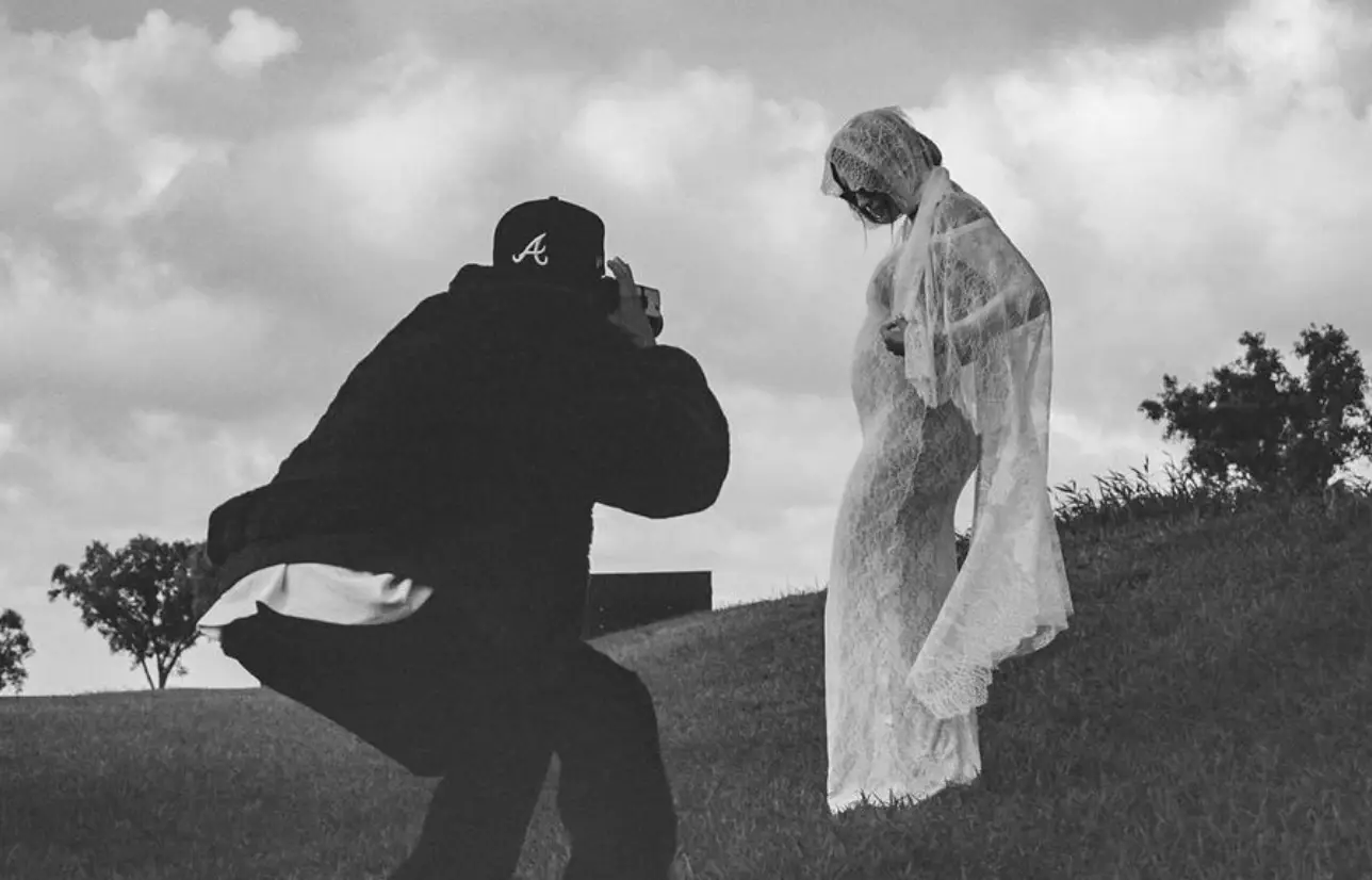 Fans are going crazy after spotting one detail in the video. (@haileybieber/Instagram)