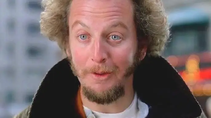 Daniel Stern as burglar, Marv, in Home Alone (20th Century Fox)