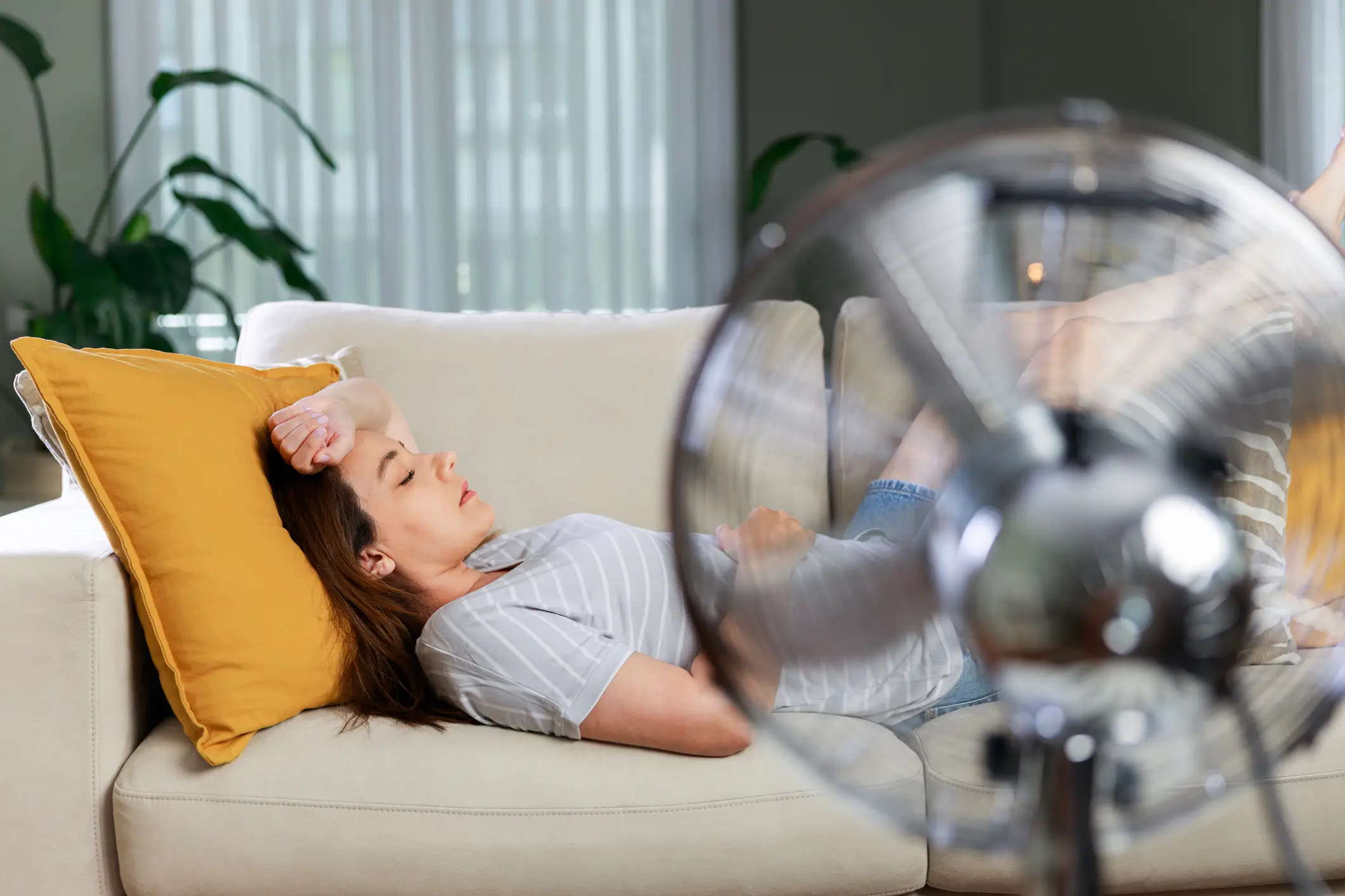Sleeping with a fan on can be bad for you (Getty Stock)