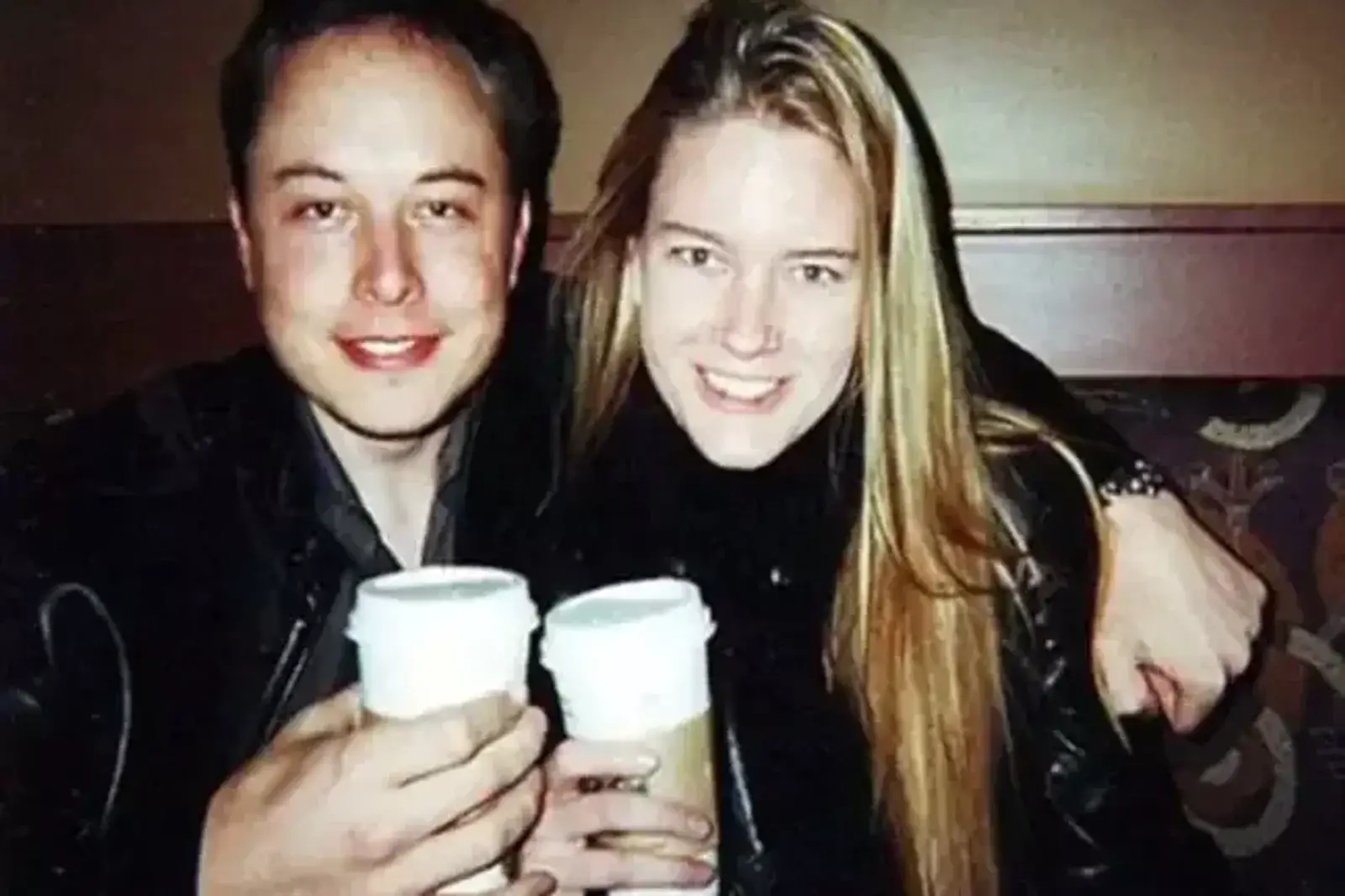 Elon Musk and his first wife, Justine Wilson, were married between 2000 to 2008 (YouTube/Rumour Juice)