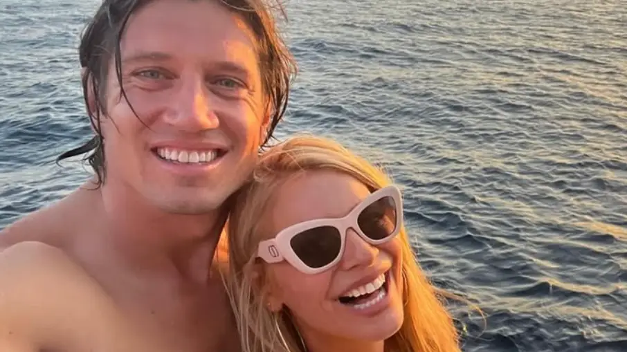 Instagram/@vernonkay