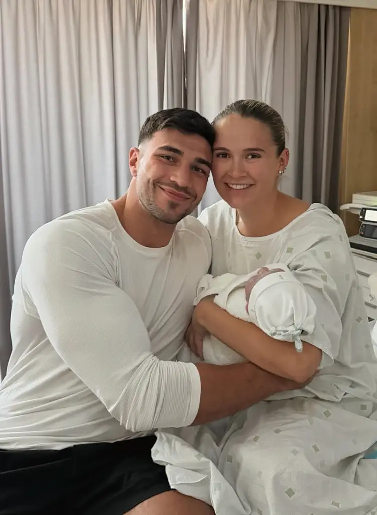 The pair opted for the name 'Midas' for their second child (Instagram/@mollymae)