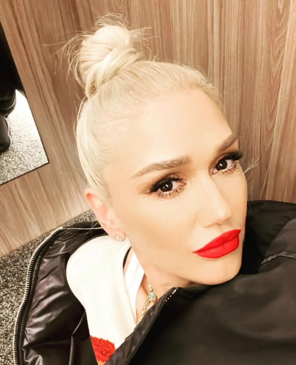 The singer showed off a more stripped-back look recently on Instagram.